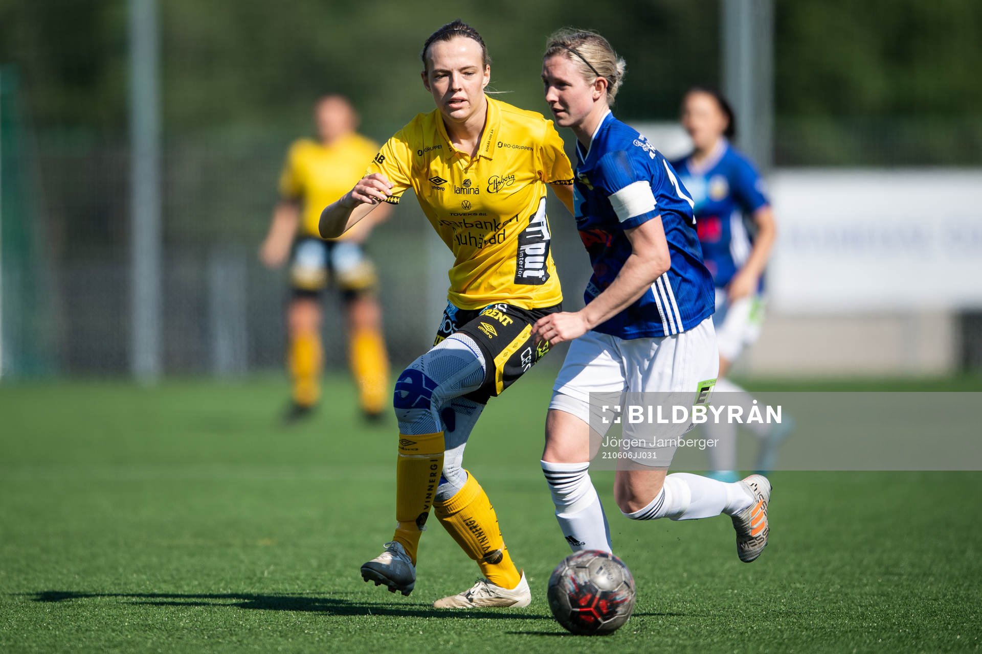 Elfsborgs Maja Wrångemyr och Mariedals Sandra Glans