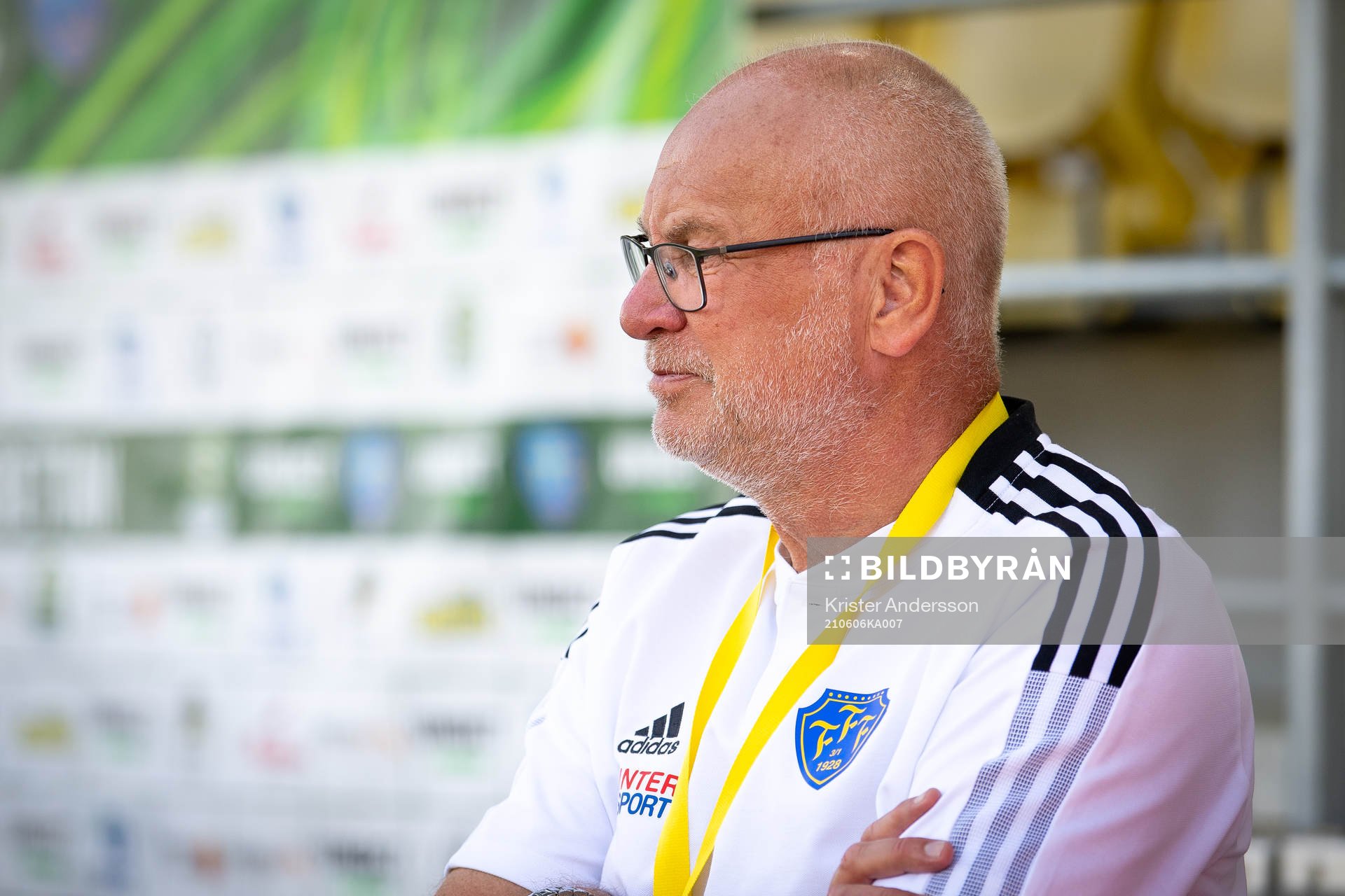 Falkenbergs sportchef Håkan Nilsson före fotbollsmatchen