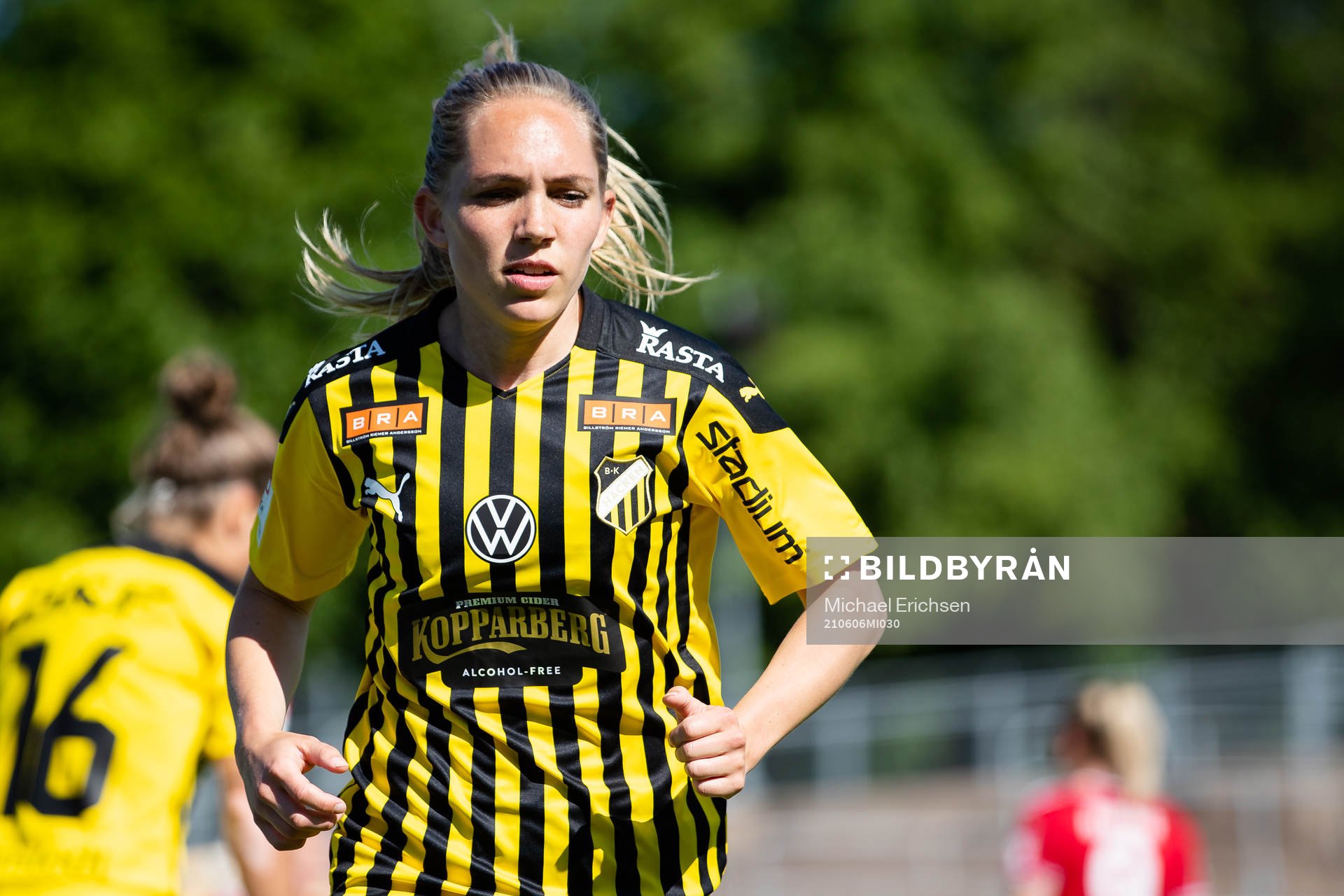 Häckens Elin Rubensson under fotbollsmatchen i Damallsvenskan mellan Häcken och Piteå den 6 juni 2021 i Göteborg. 