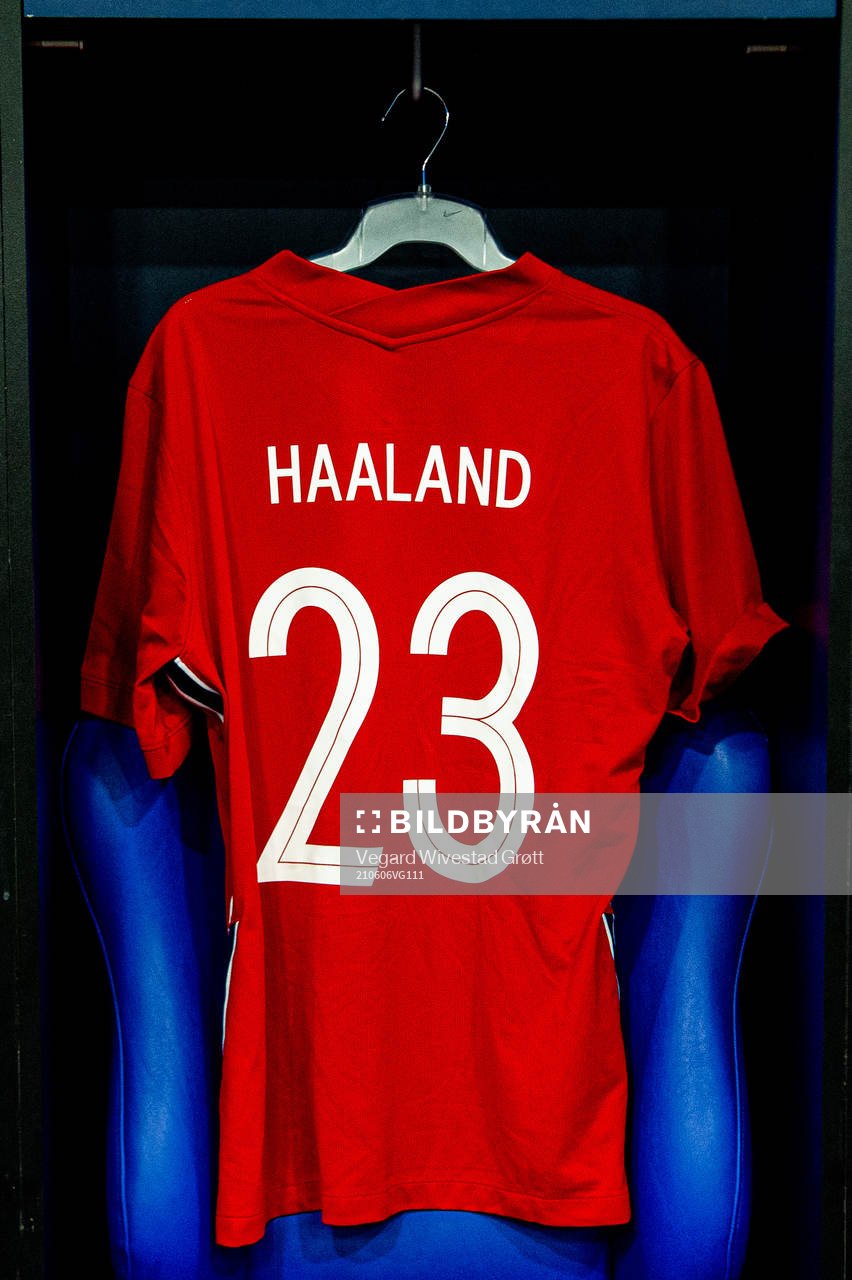 The shirt of Erling Braut Haaland of Norway in the dressing