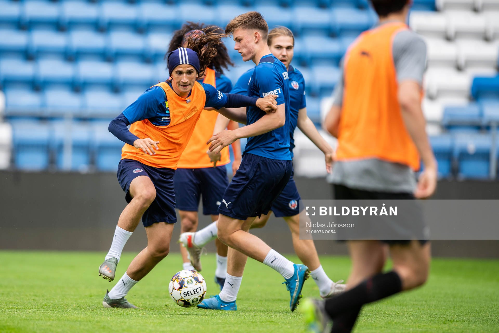 Helsingborgs Ervin Gigovic ikamp med Lucas Larsen