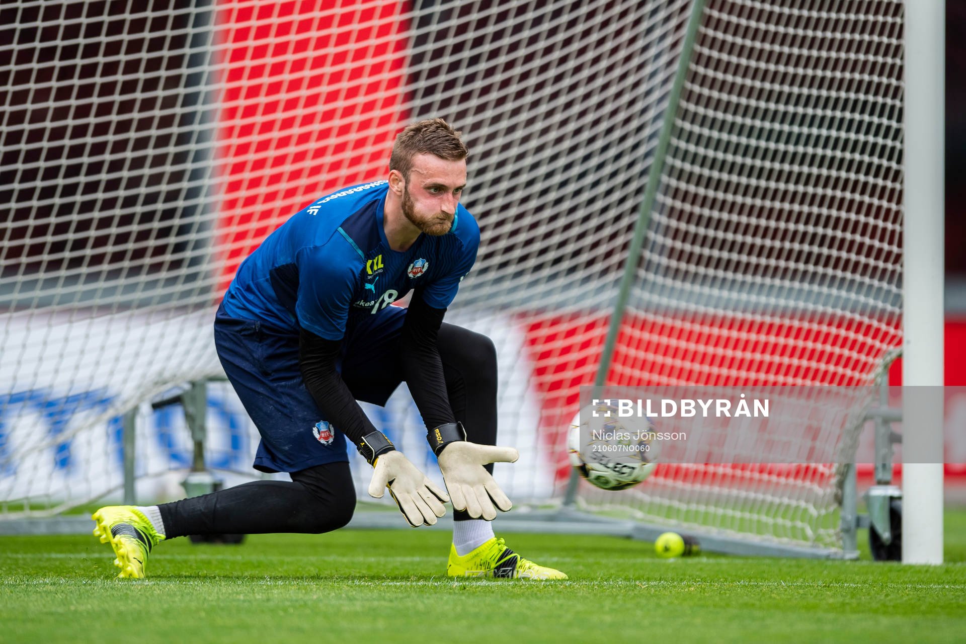 Helsingborgs målvakt Alexander Nilsson