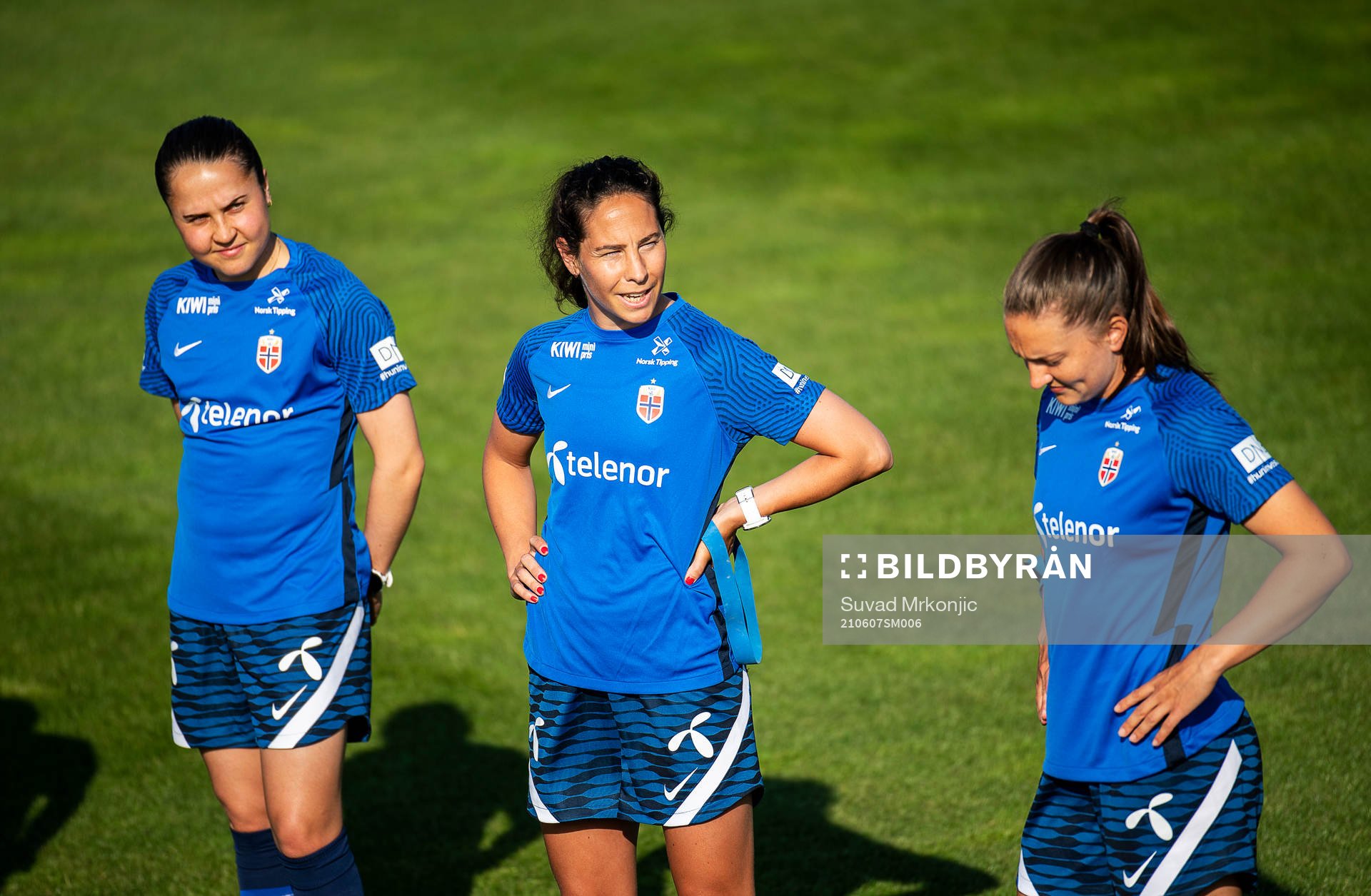 Heidi Elisabeth Ellingsen, Ingrid Moe Wold and Vilde Bøe