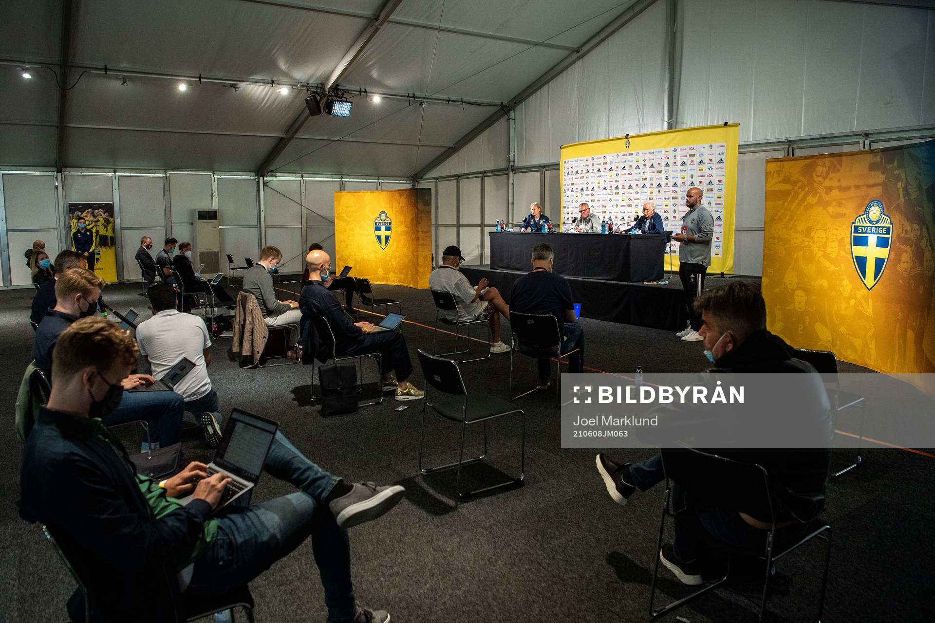 Team manager Stefan Pettersson, Janne Andersson, head