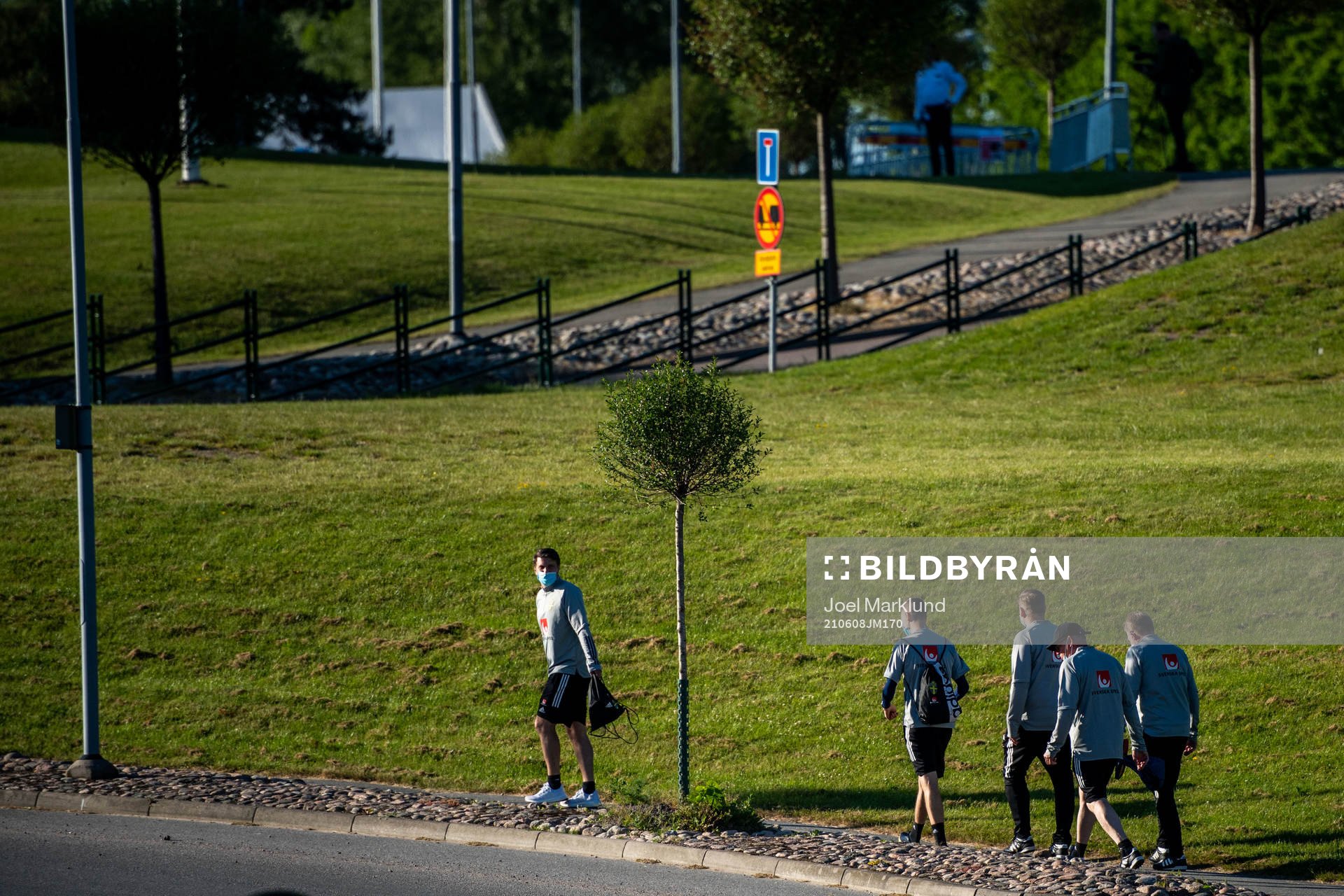 Assistant coach Peter Wettergren and Janne Andersson, head coach of the Swedish national football team at a training session ahead of the UEFA Euro 2020 Football Championship on June 8, 2021 in Gothenburg.