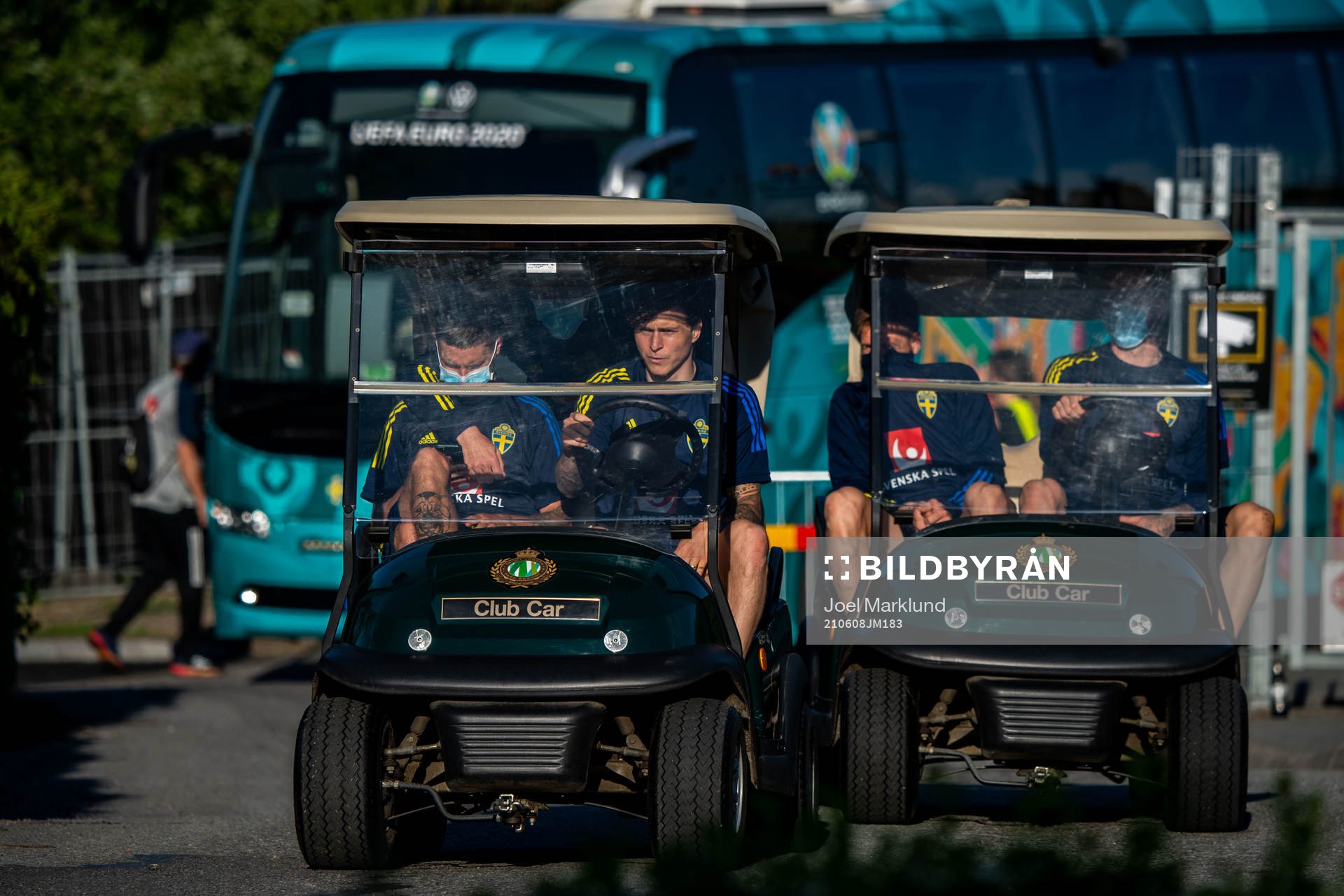 Mikael Lustig and Viktor Nilsson Lindelöf of the Swedish