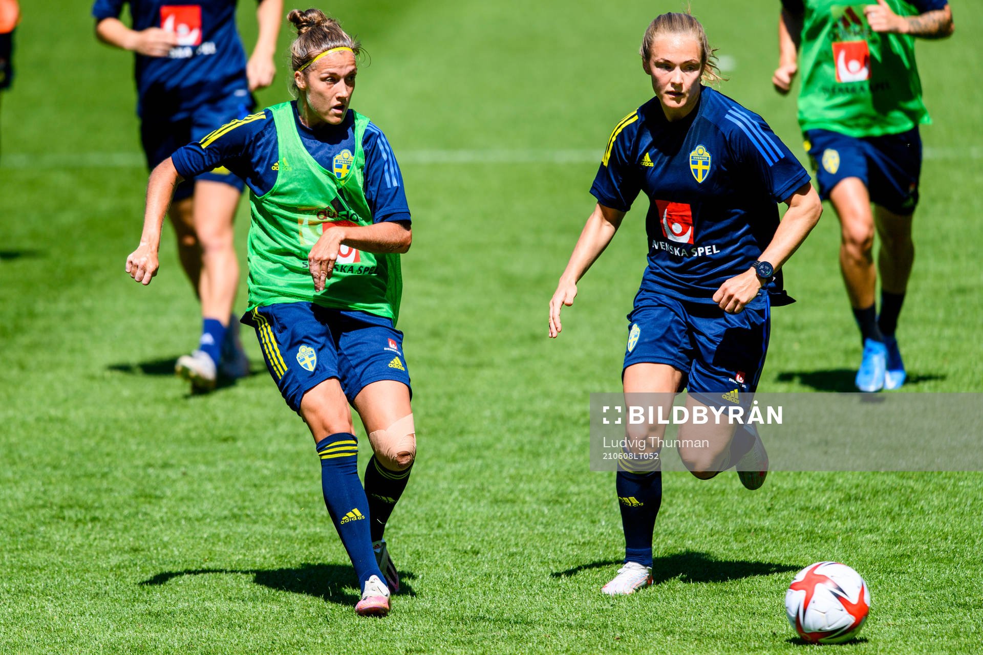 Filippa Angeldahl and Magdalena Eriksson of the Swedish