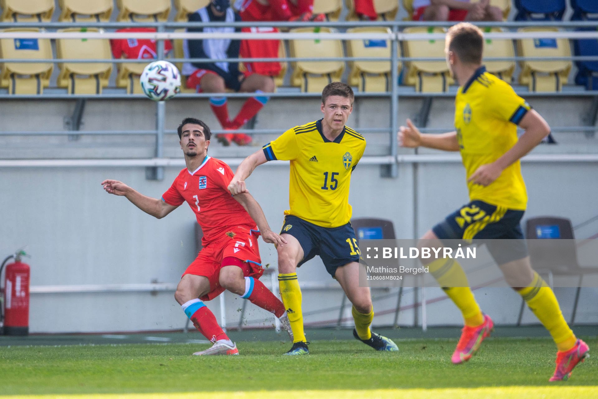 Alexandre Sacras of Luxembourg and Emil Holm of Sweden