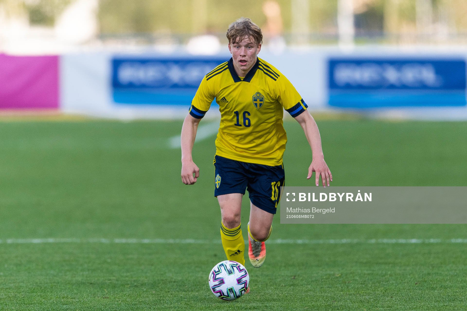 Daniel Svensson of Sweden