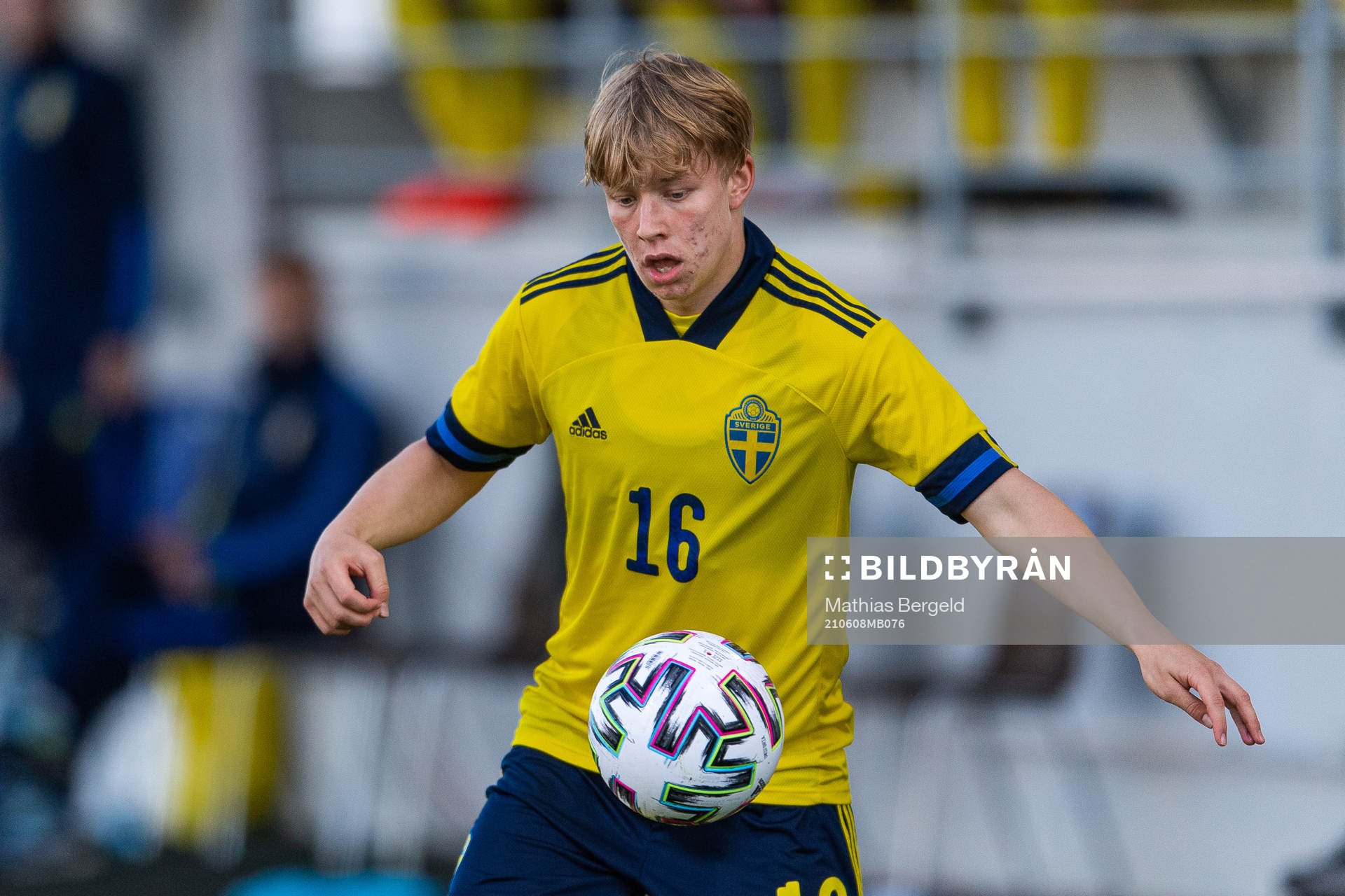 Daniel Svensson of Sweden