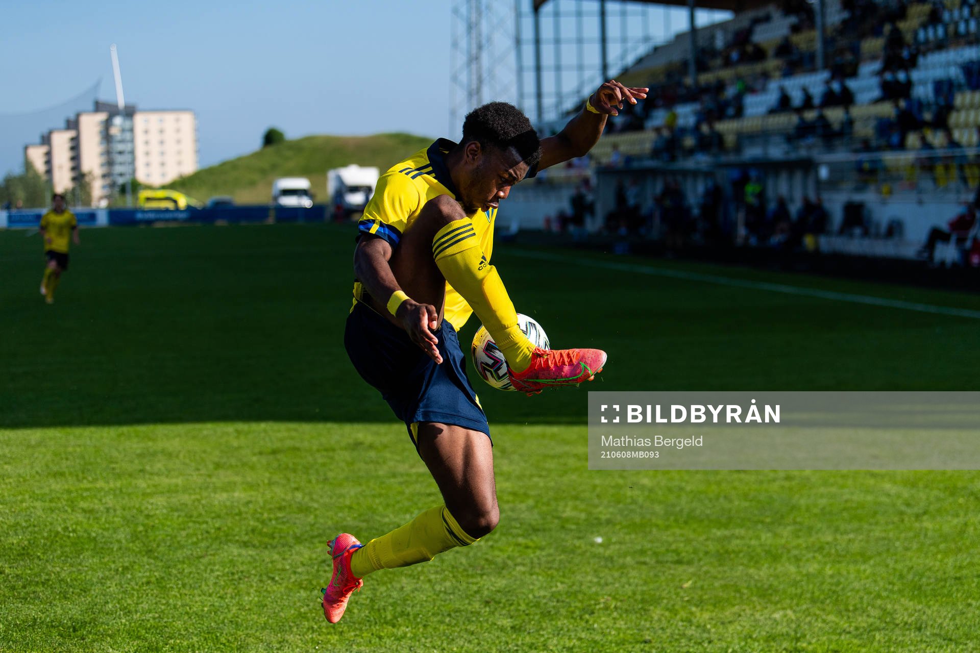 Anthony Elanga of Sweden