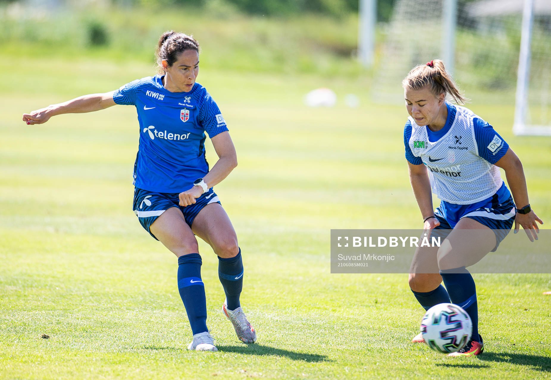 Ingrid Moe Wold and Olaug Tvedten of the Norwegian