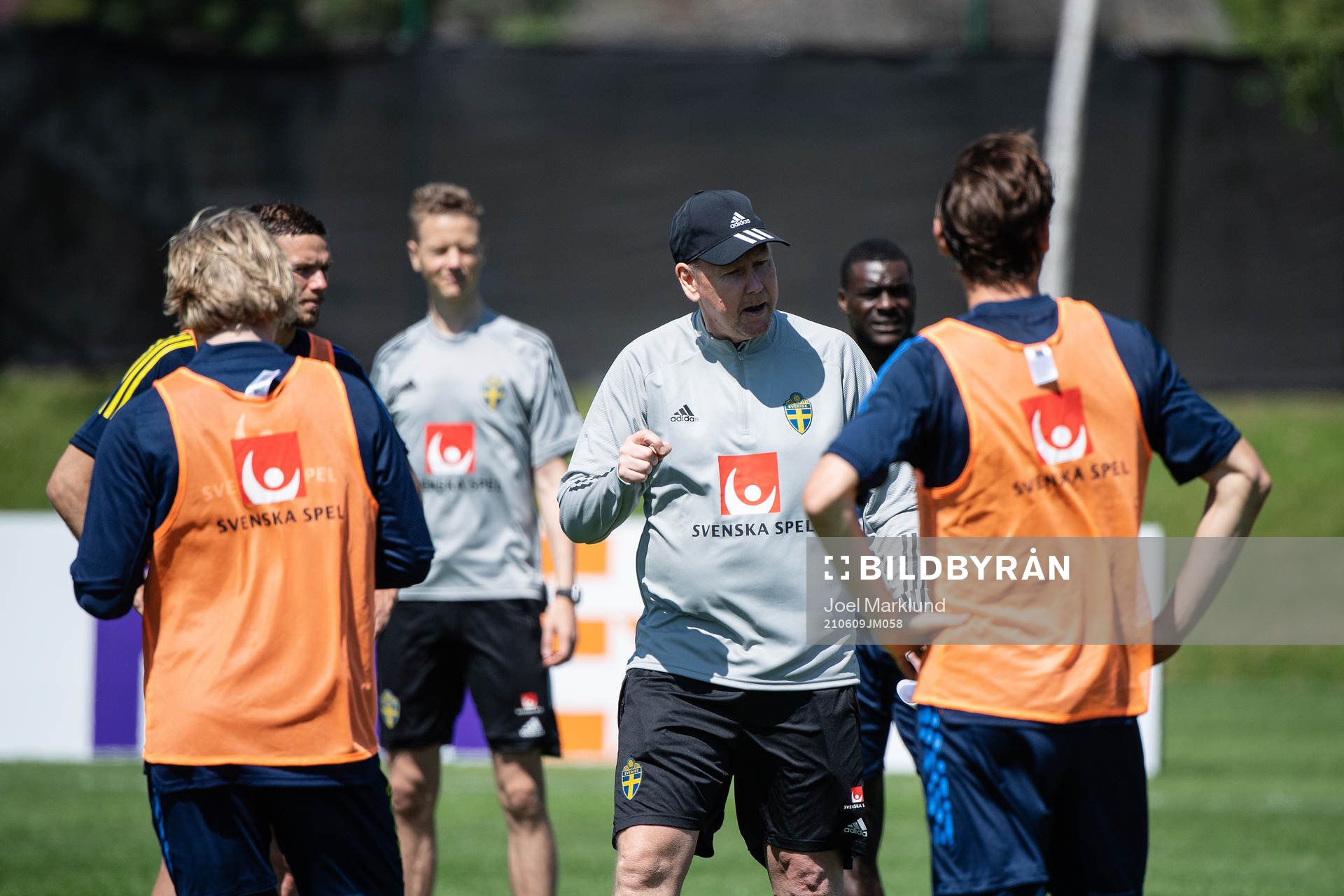 assistant coach Peter Wettergren of the Swedish national