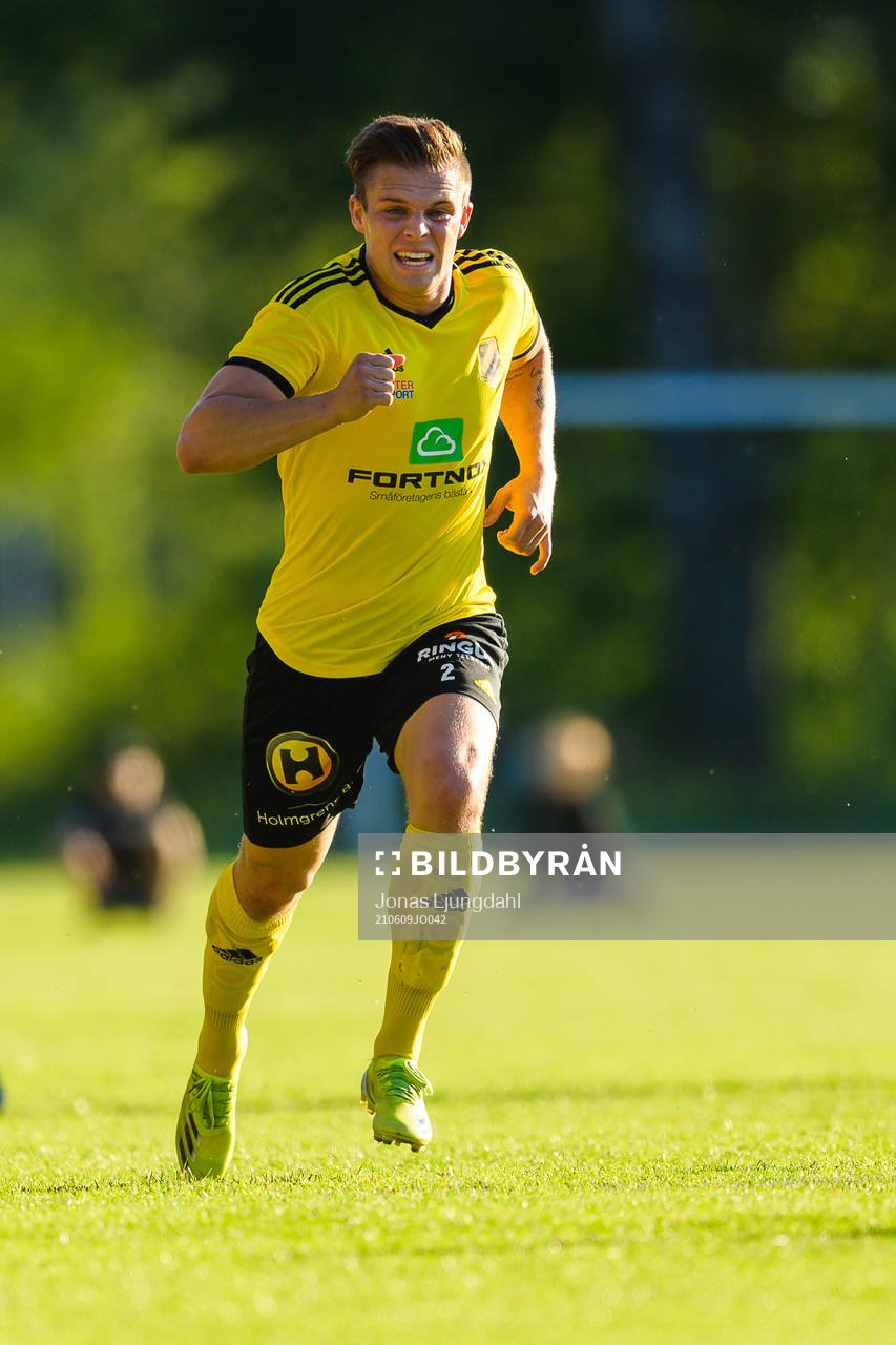 Räppes Jonathan Stolth