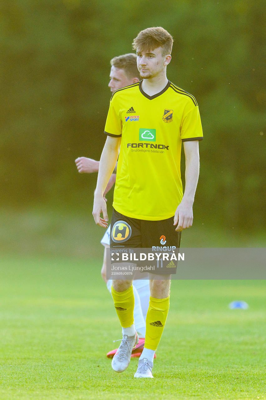 Räppes Almir Jasarevic under fotbollsmatchen i division 2 södra Götaland mellan Räppe och Berga den 9 juni 2021 i Växjö. 