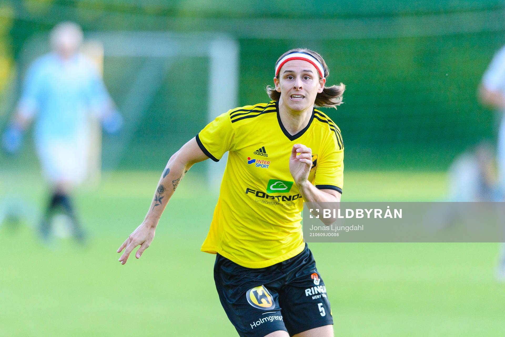 Räppes Erik Olsson under fotbollsmatchen i division 2 södra Götaland mellan Räppe och Berga den 9 juni 2021 i Växjö. 