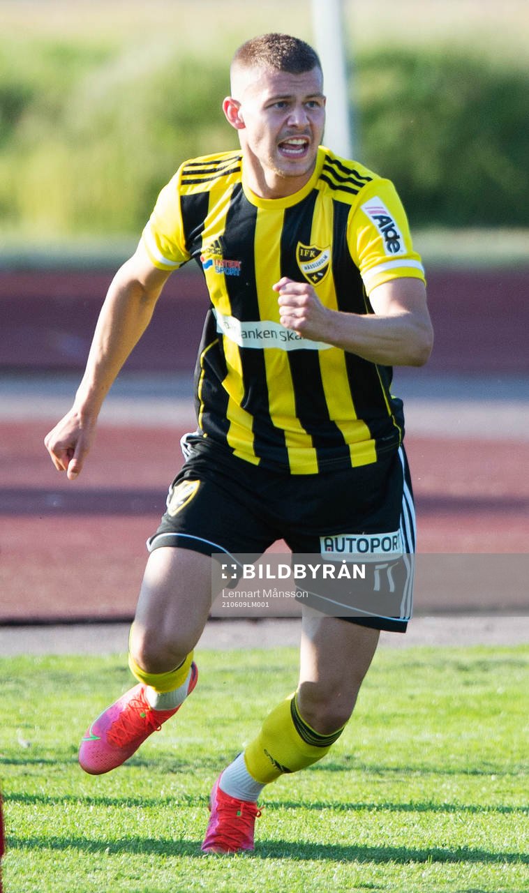 IFK Hässleholms Ivan Danielsson Andanovski har gjort 0-1