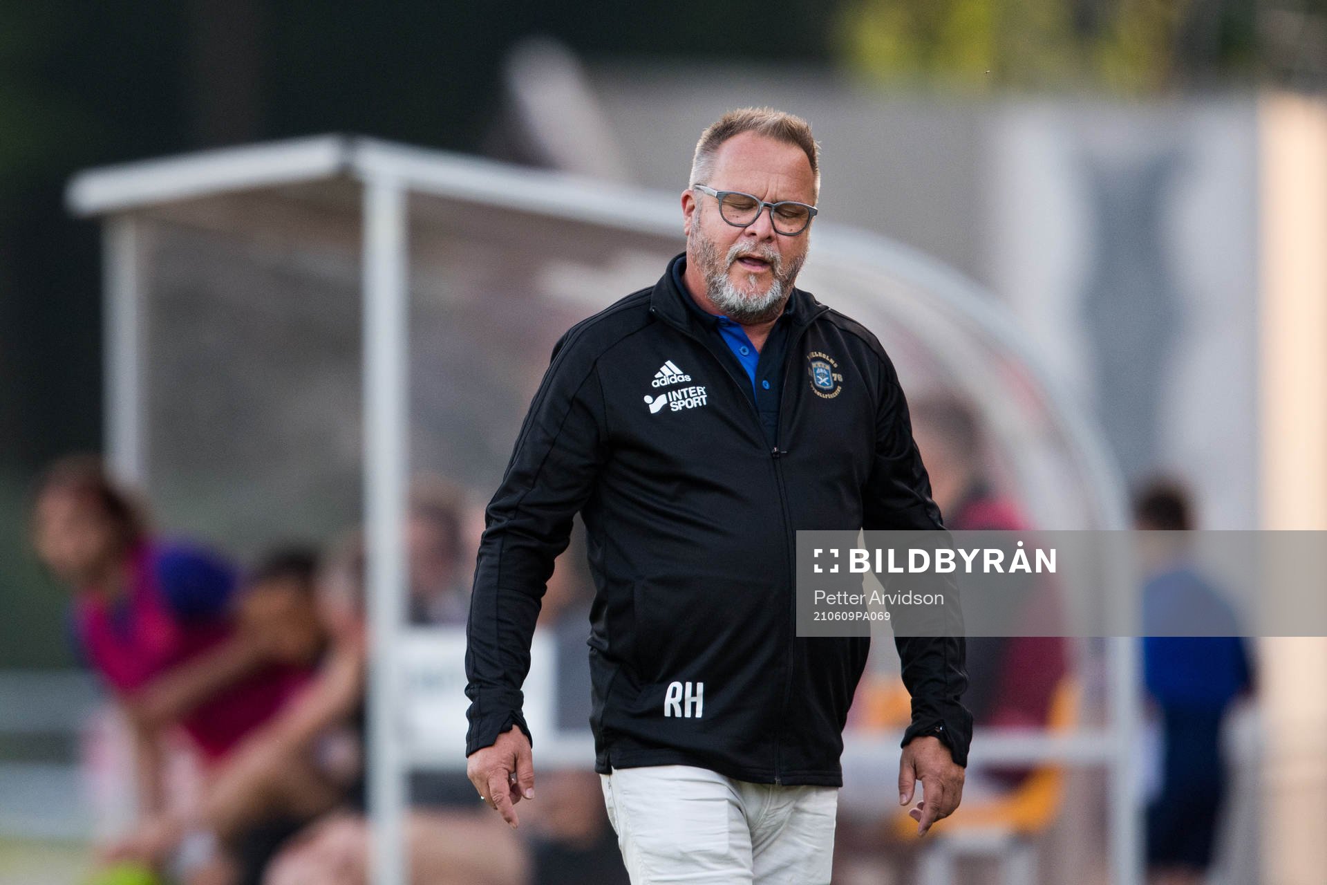 Ängelholms tränare Roar Hansen deppar