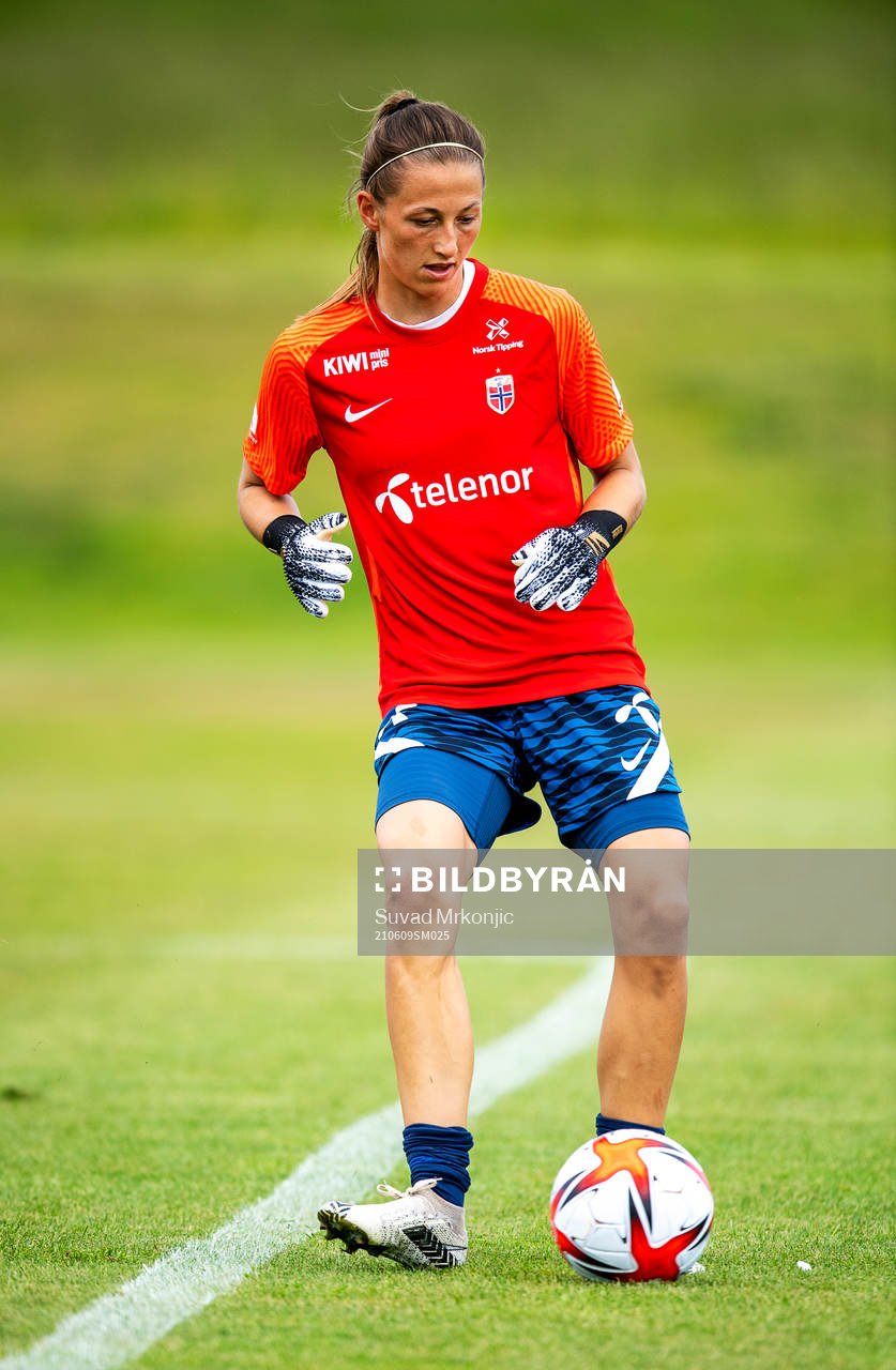 Goalkeeper Cecilie Hauståker Fiskerstrand of the Norwegian