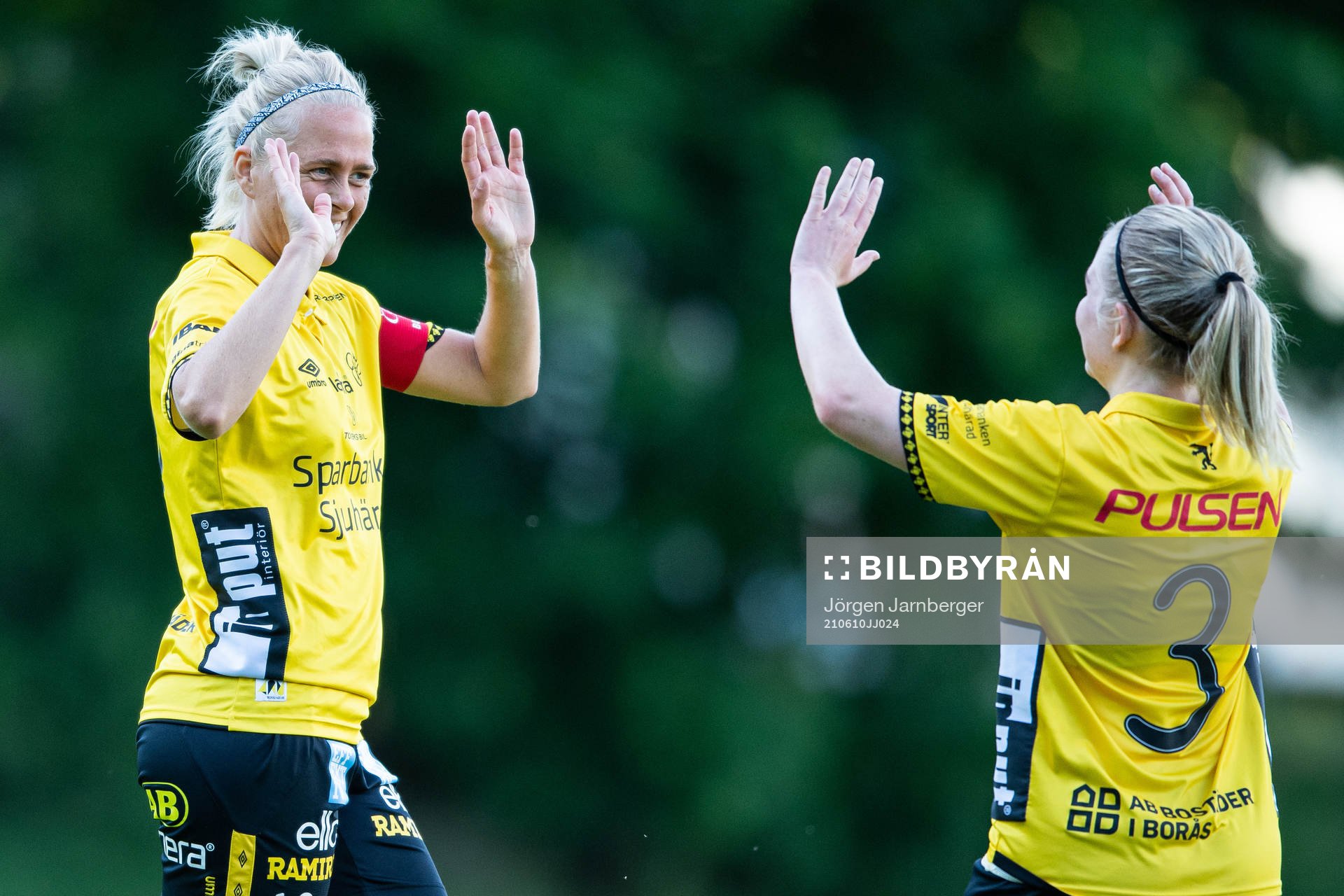 Elfsborgs Ellen Larsson jublar