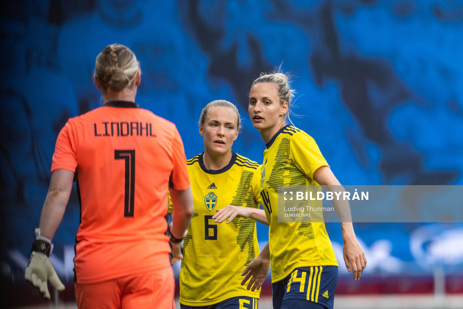 Goalkeeper Hedvig Lindahl, Magdalena Eriksson and Nathalie
