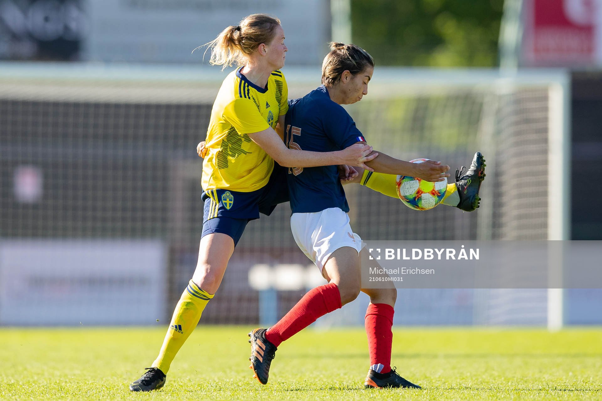 Sveriges Emma Östlund och Frankrikes Annahita Zamanian