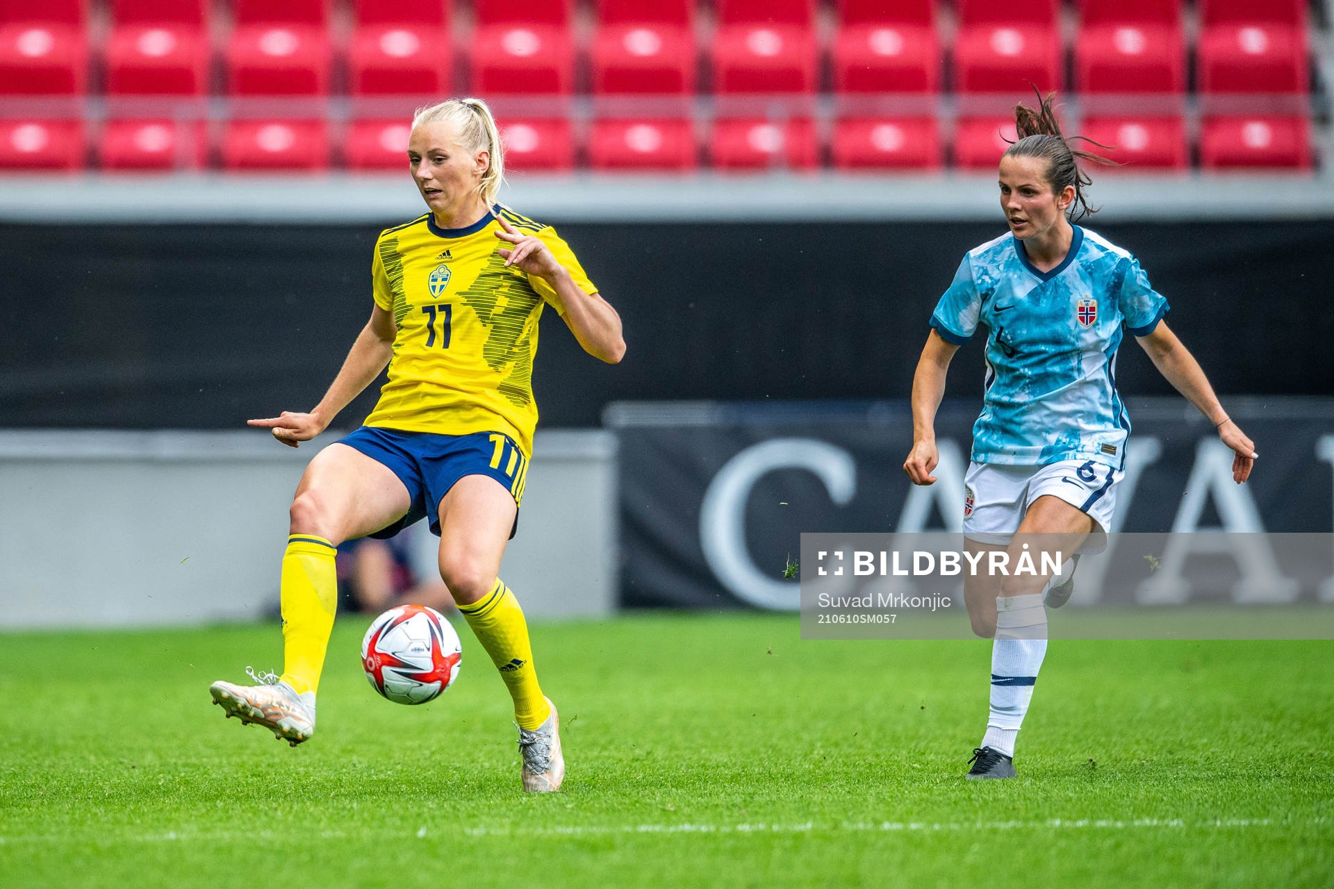 Stina Blackstenius of Sweden