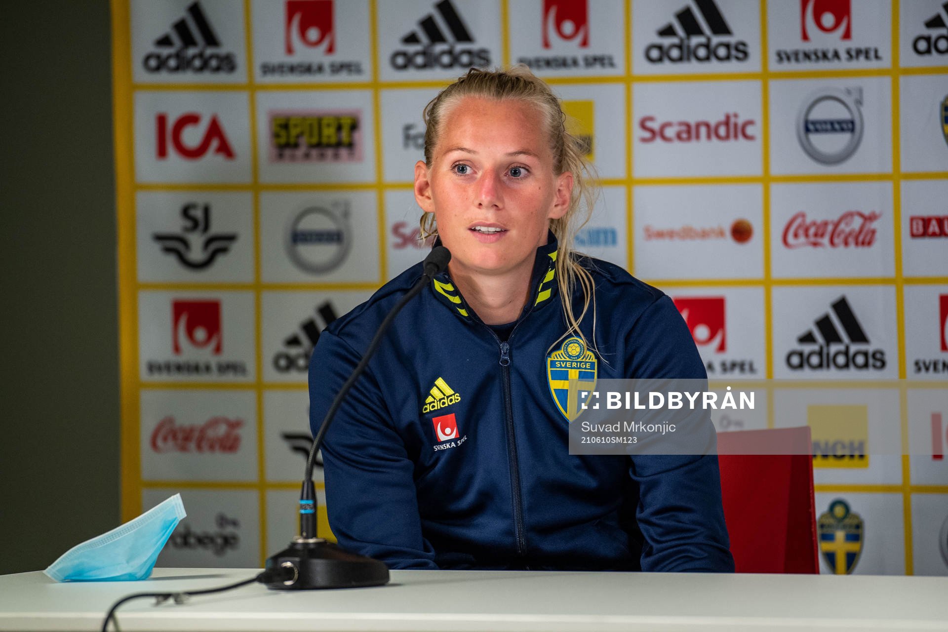 Stina Blackstenius of Sweden