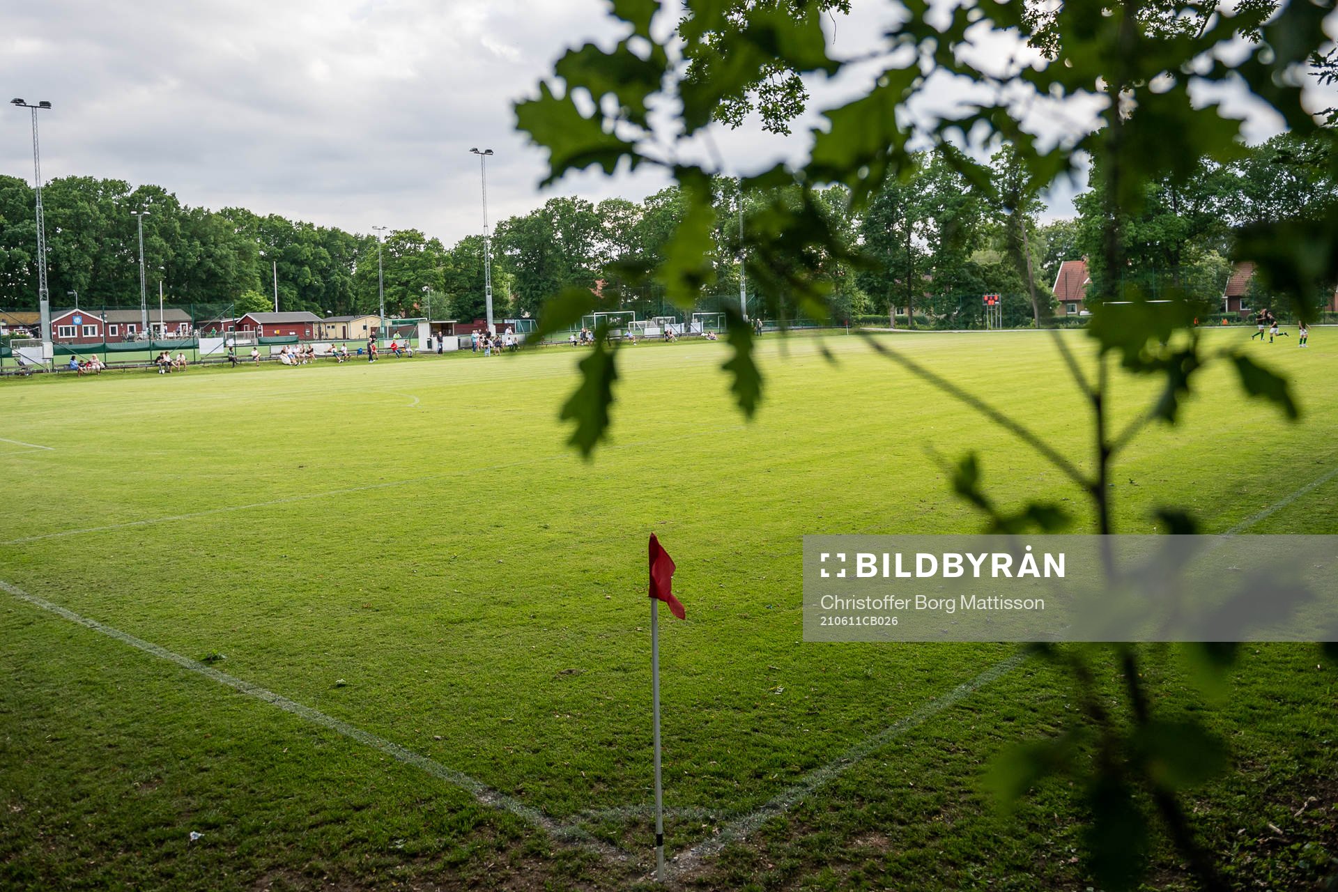 Interiör vy över Smörlyckans IP inför fotbollsmatchen i Division 5 Sydvästra Skåne mellan Lunds SK och Lunds FF den 11 juni 2021 i Lund.