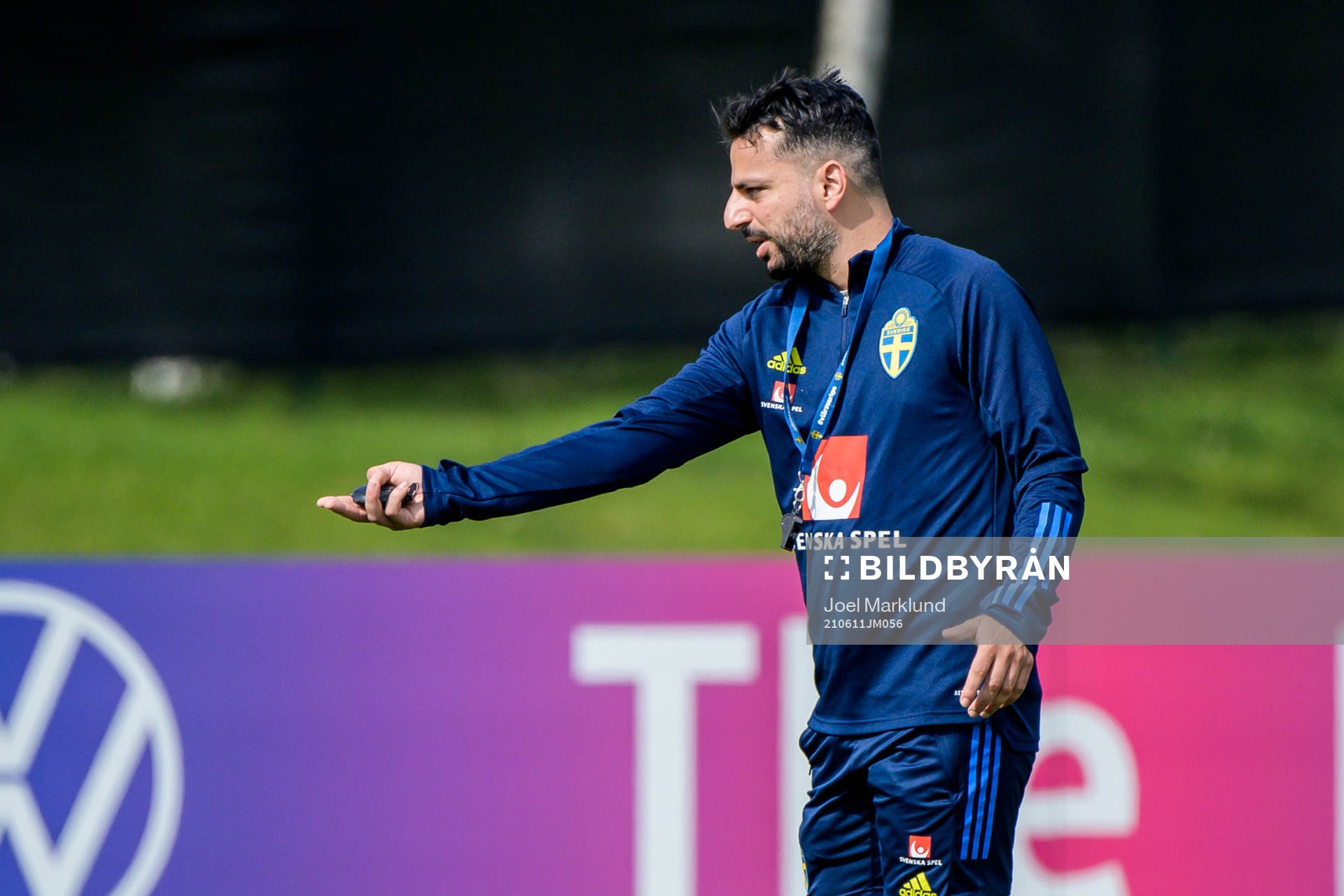 Poya Asbaghi, temporary coach of the Swedish national