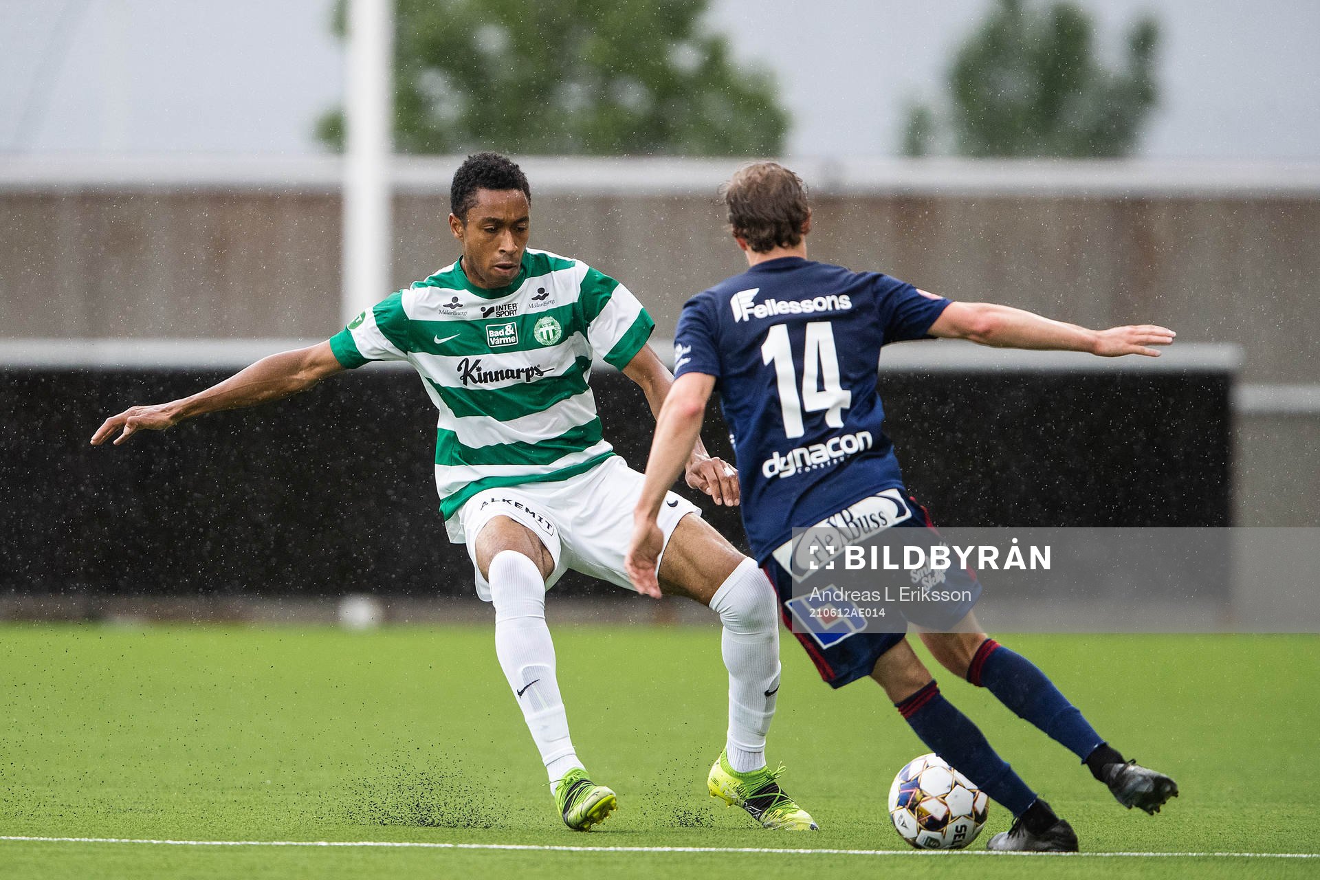 Västerås Brian Span och Östers Oliver Silverholt