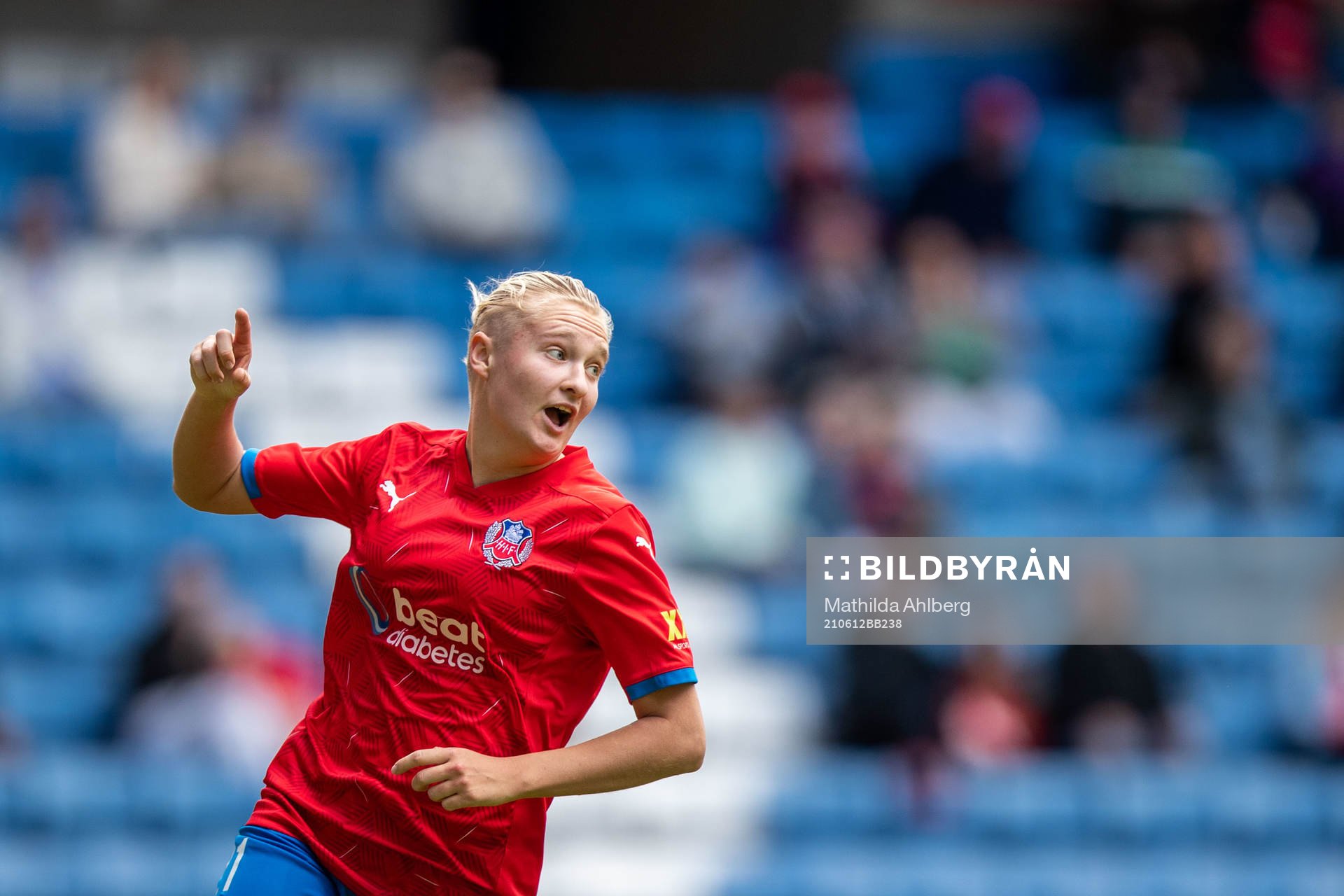 Helsingborgs Maya Waltersson jublar