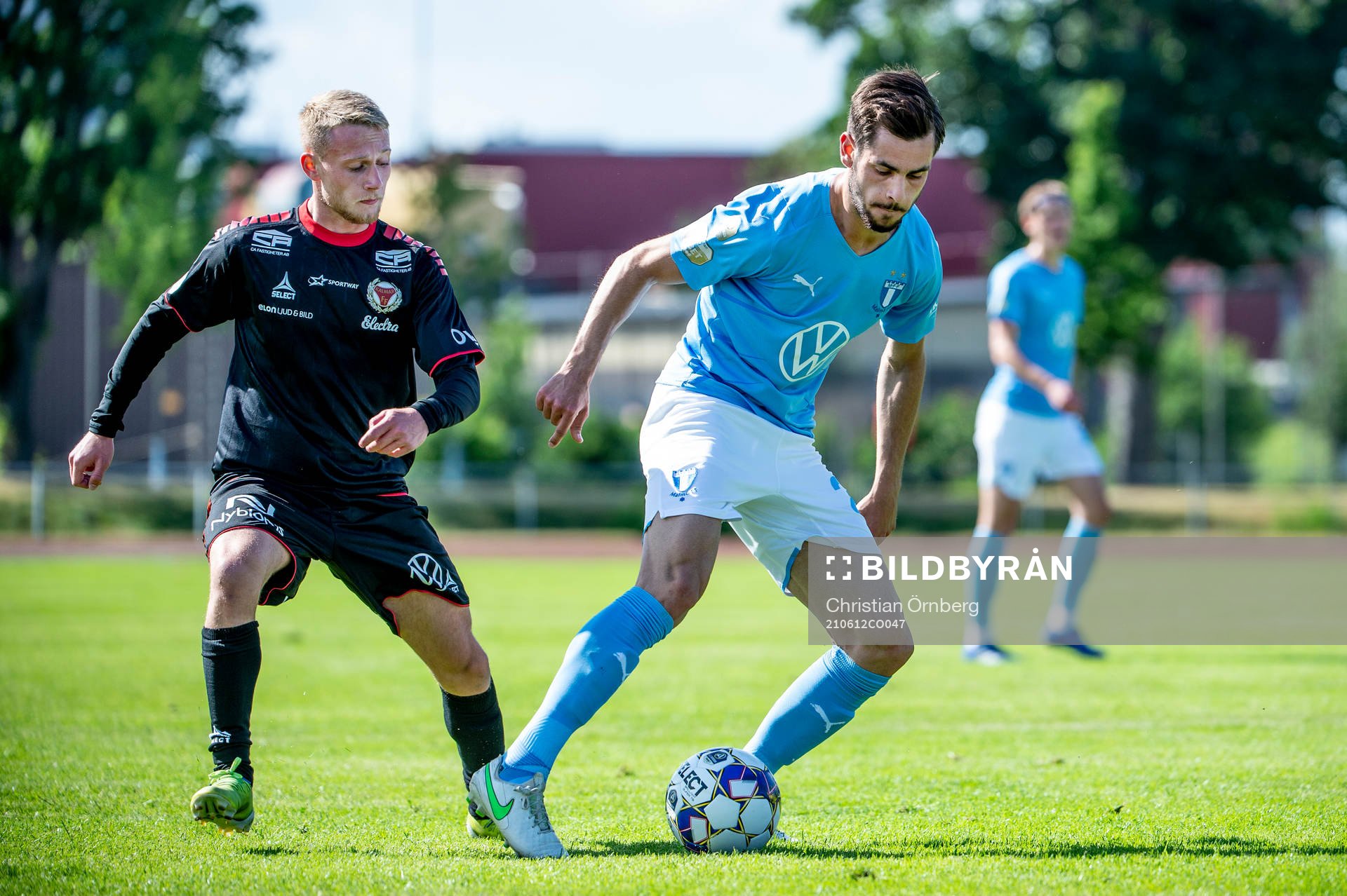 Malmö FFs Adi Nalic mot Kalmars Lucas Andrén
