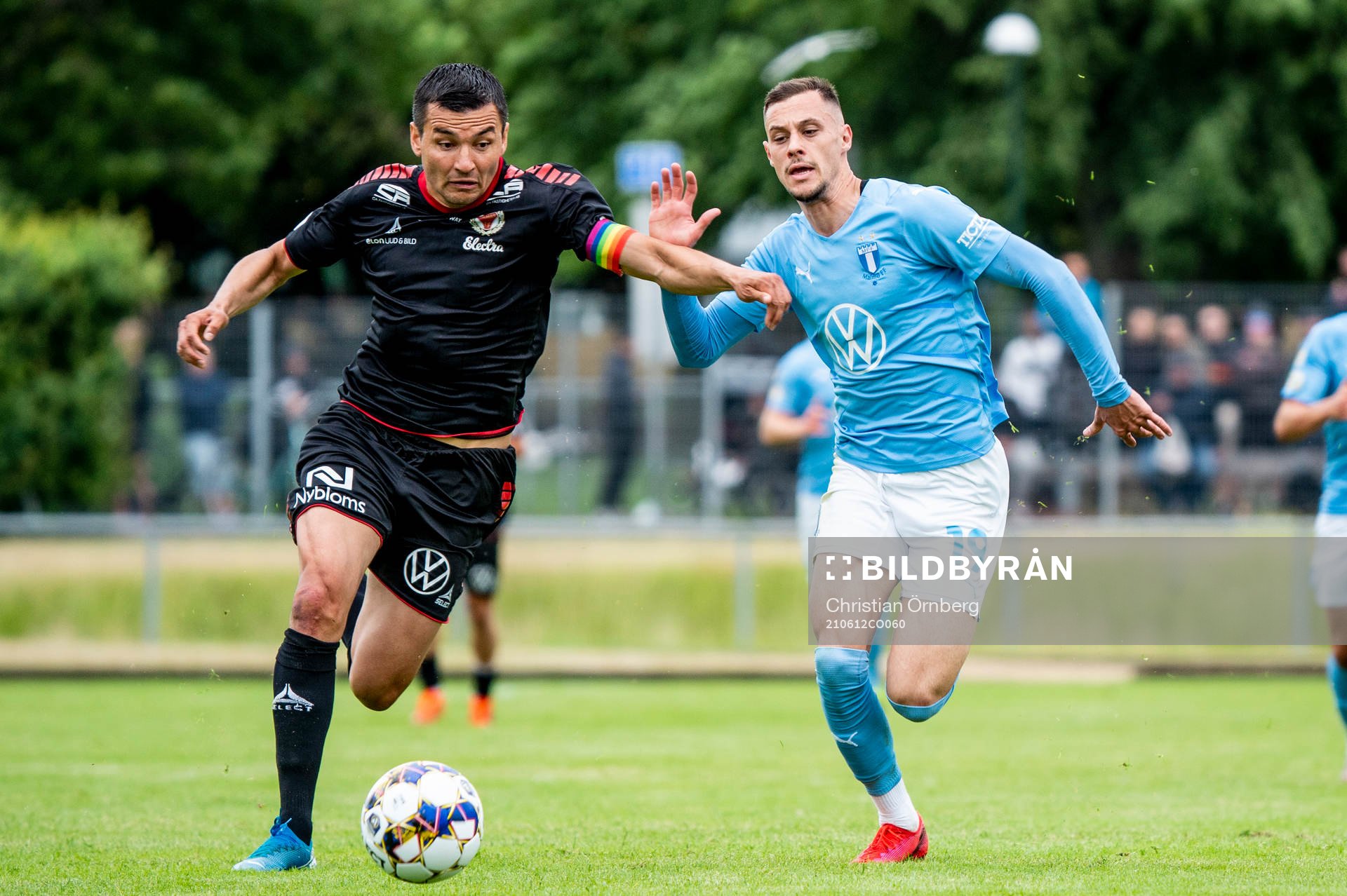Kalmars Emin Nouri mot Malmö FFs Veljko Birmancevic