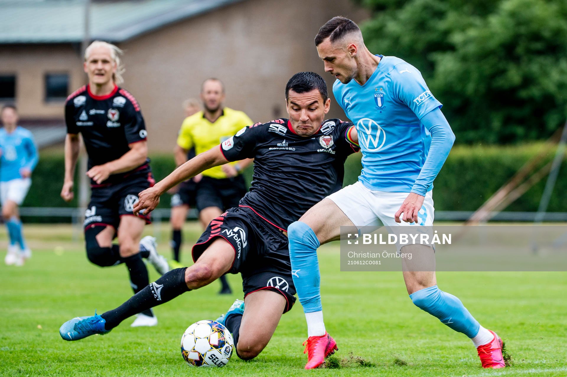 Kalmars Emin Nouri mot Malmö FFs Veljko Birmancevic