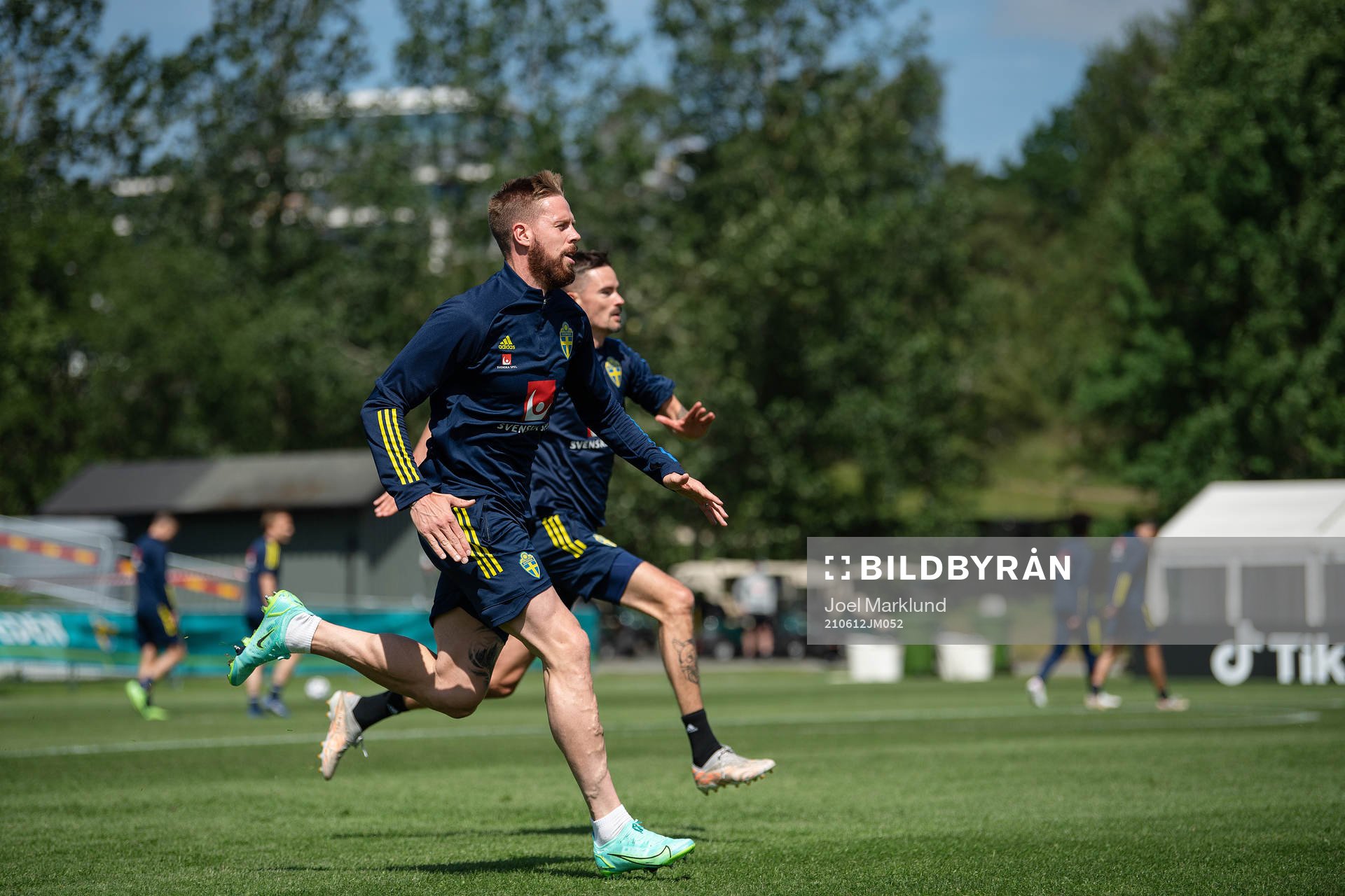 Pontus Jansson and Mikael Lustig of the Swedish national