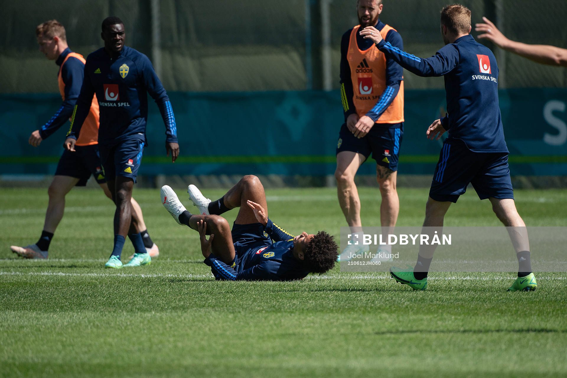 Jens Cajuste of the Swedish national football team in pain