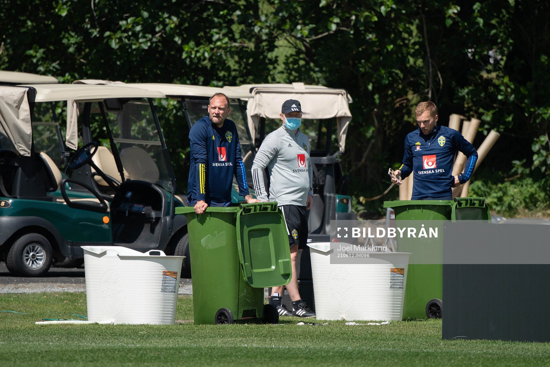 Andreas Granqvist and Sebastian Larsson of the Swedish