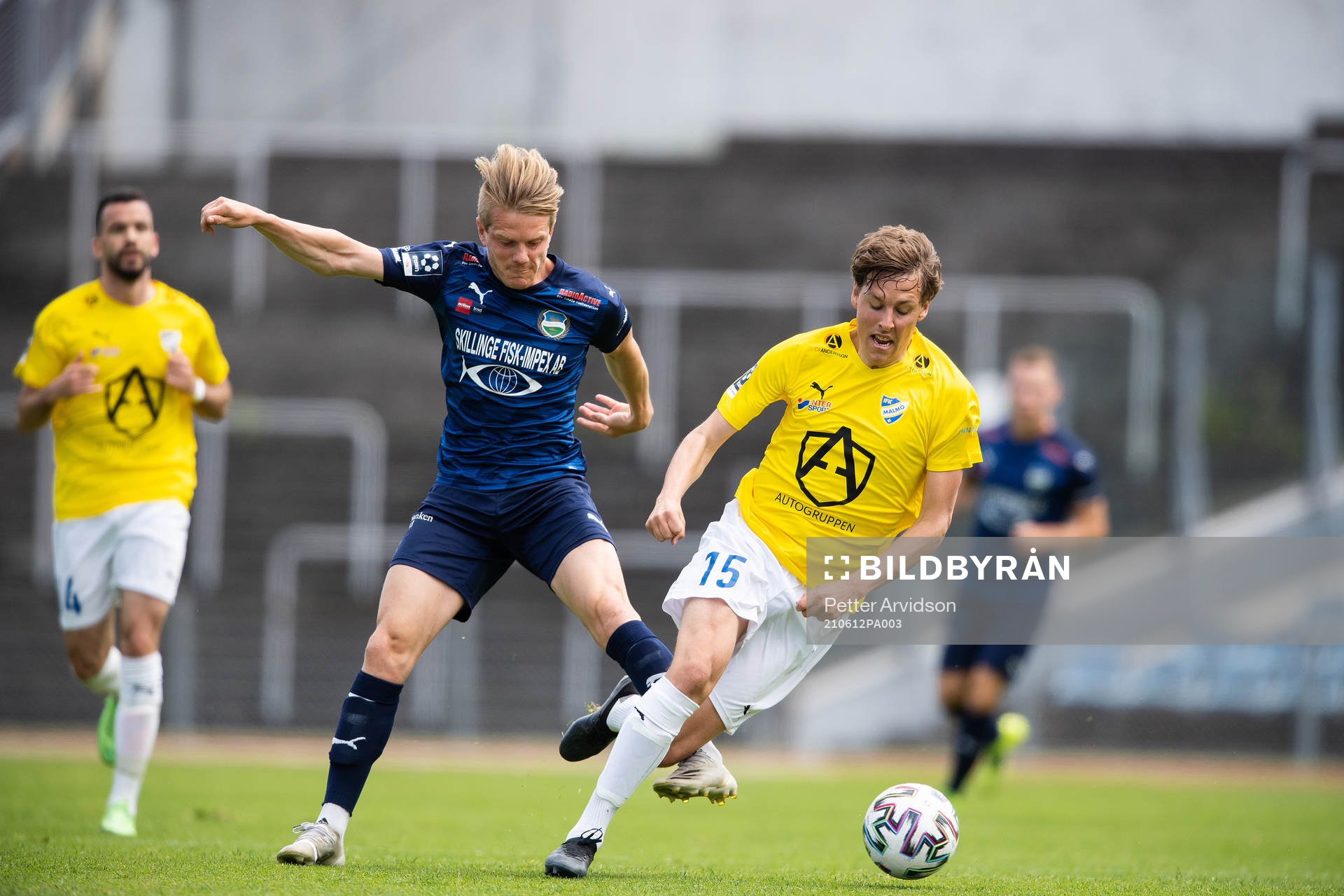 Österlens Jacob Blixt och IFK Malmös Henrik Ahlberg