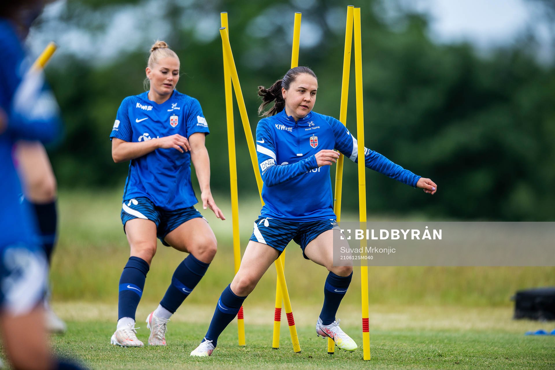 Lisa-Marie Karlseng Utland and Heidi Ellingsen of the