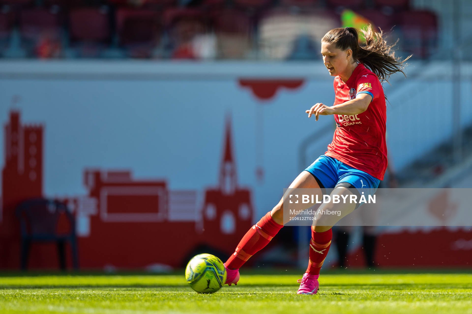 Helsingborgs Johanna Fäldtman under fotbollsmatchen i division 4 västra mellan Helsingborg och Hittarp den 12 juni 2021 i Helsingborg.
