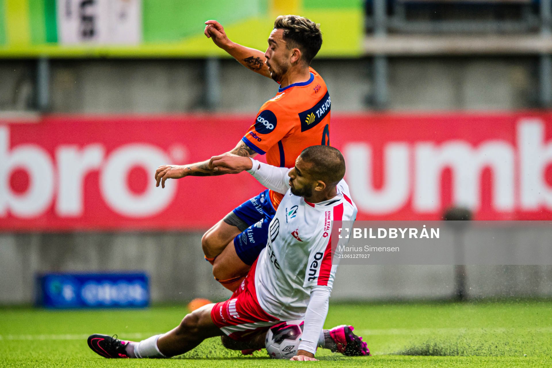 Niklas Fernando Nygaard Castro of Aalesund and Ayoub