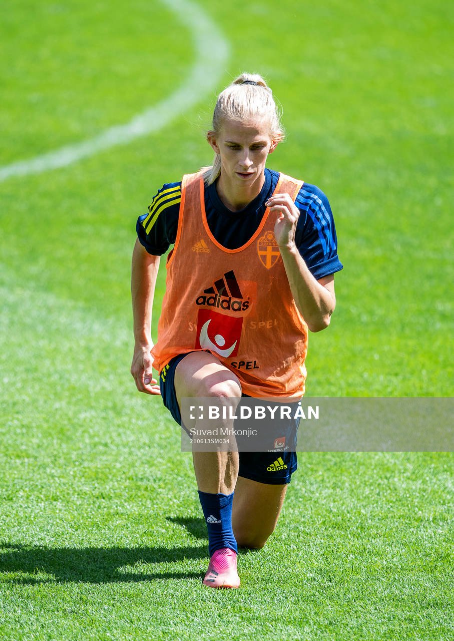 Sofia Jakobsson of Sweden