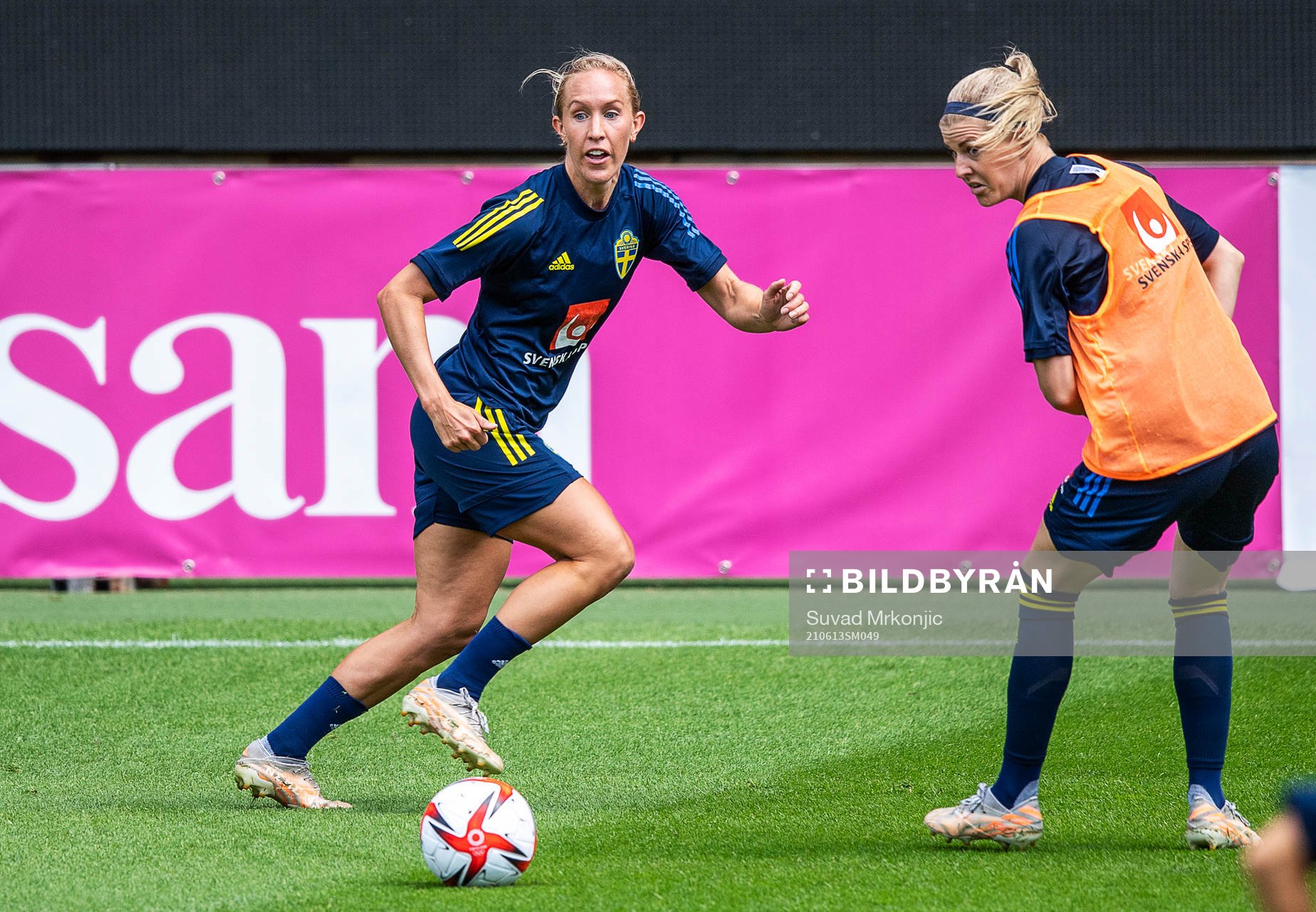 Julia Roddar of Sweden