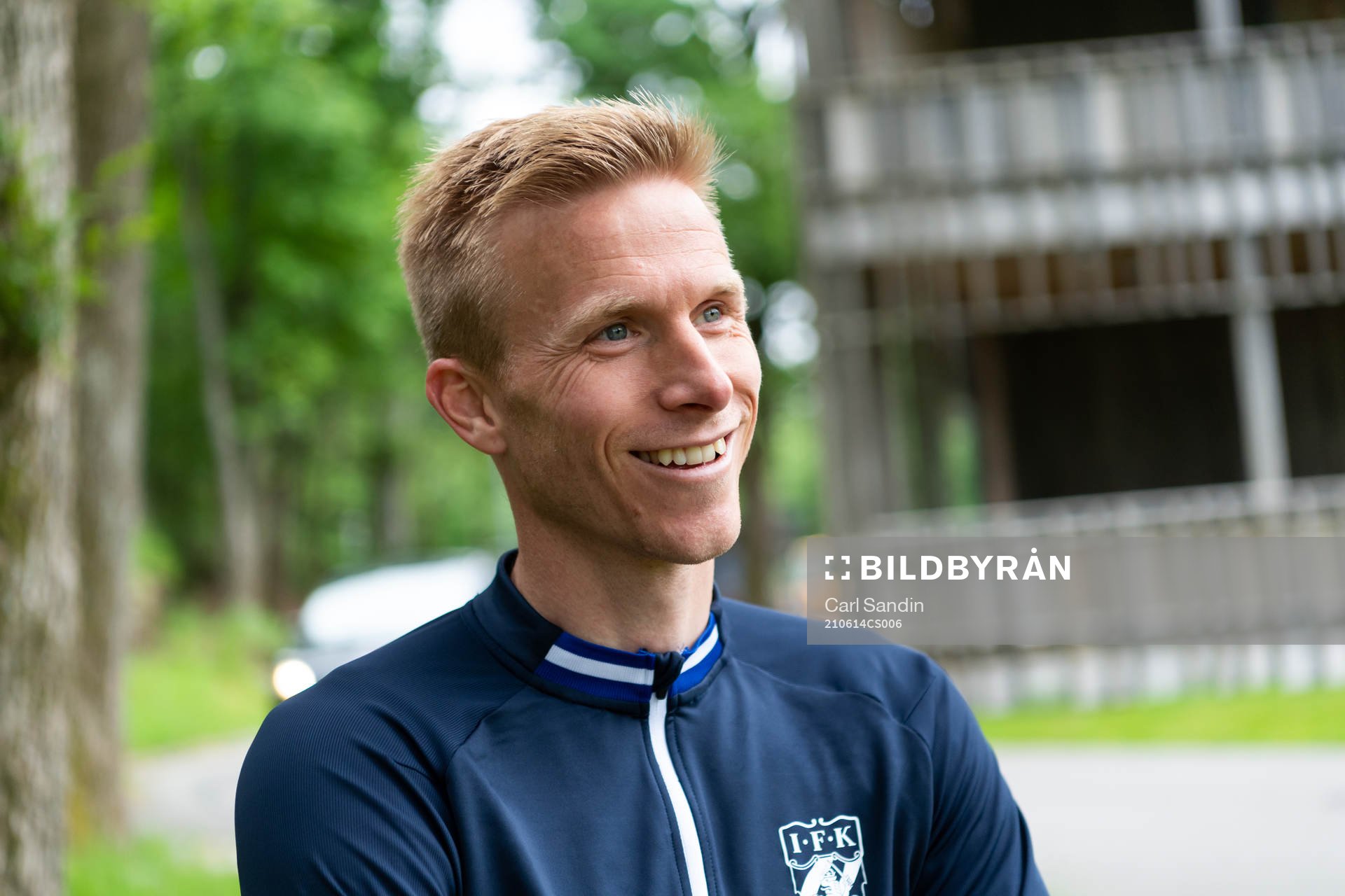 IFK Göteborgs Oscar Wendt blir intervjuad