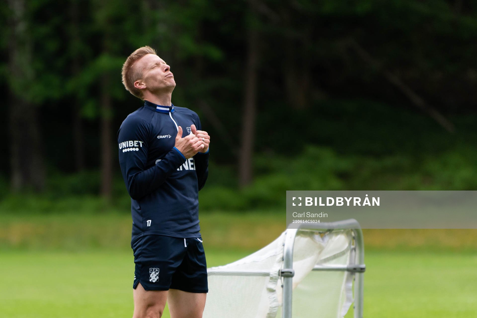 IFK Göteborgs Oscar Wendt reagerar
