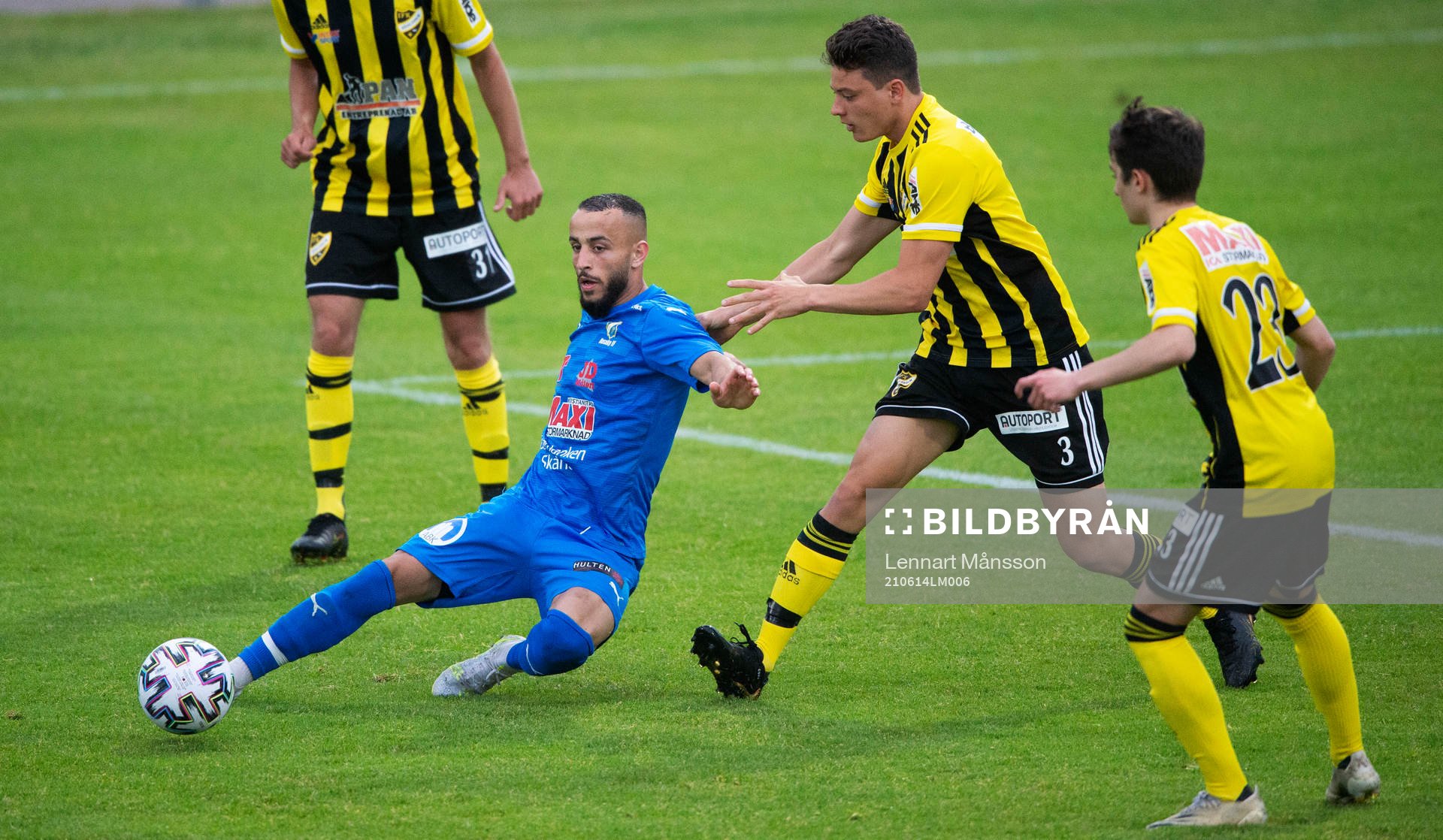 Nosabys Mohammed Hamdan och IFK Hässleholms Isak Orajärvi