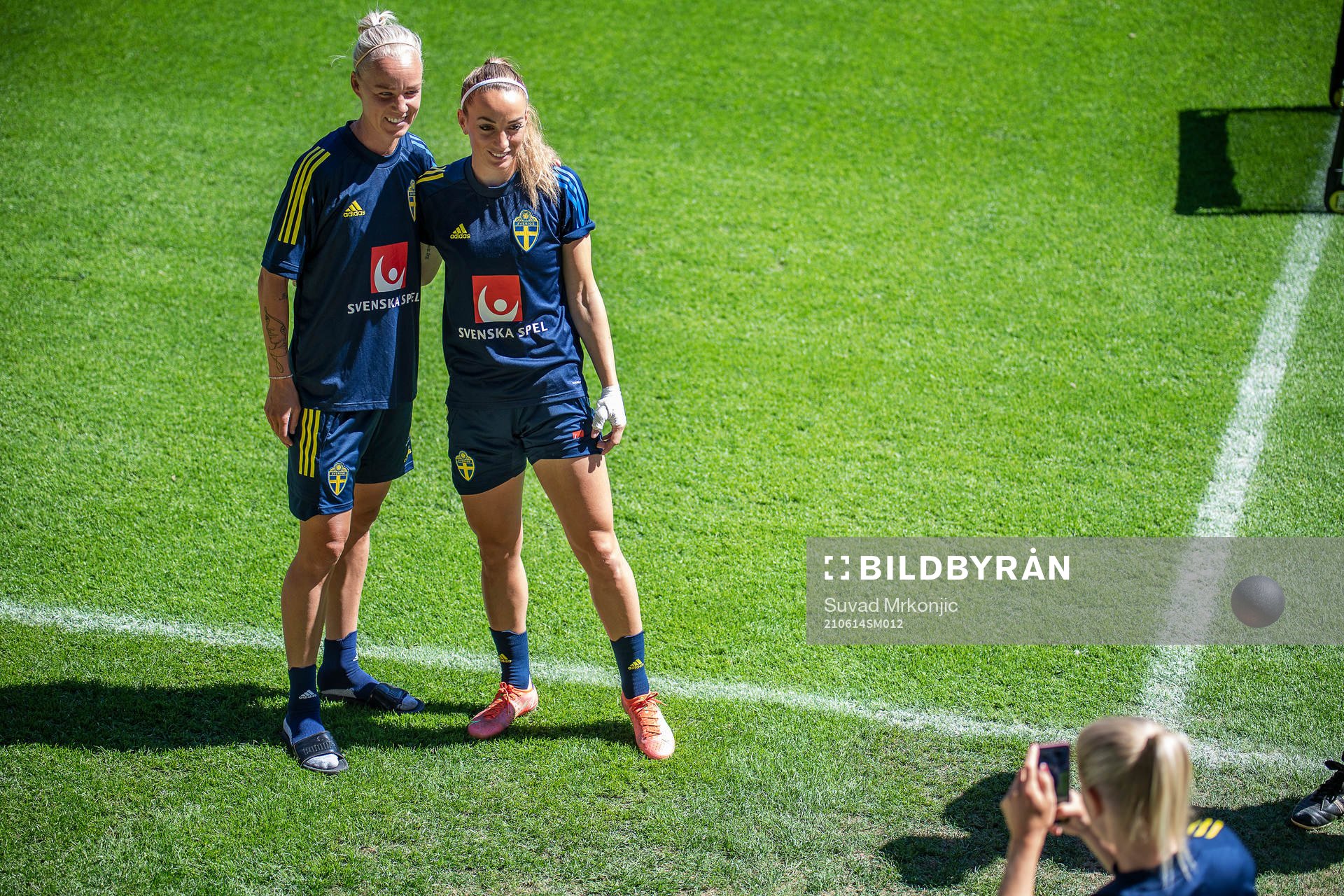 Caroline Seger and Kosovare Asllani of Sweden