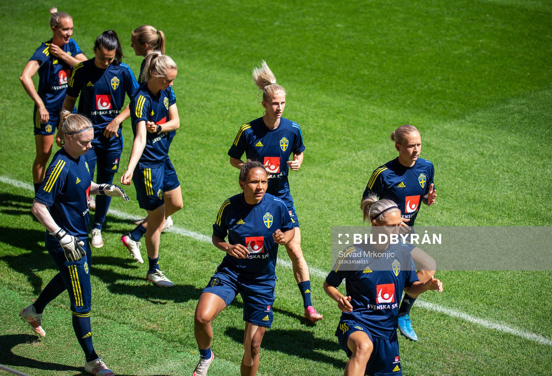 goalkeeper Hedvig Lindahl and Madelen Janogy of Sweden
