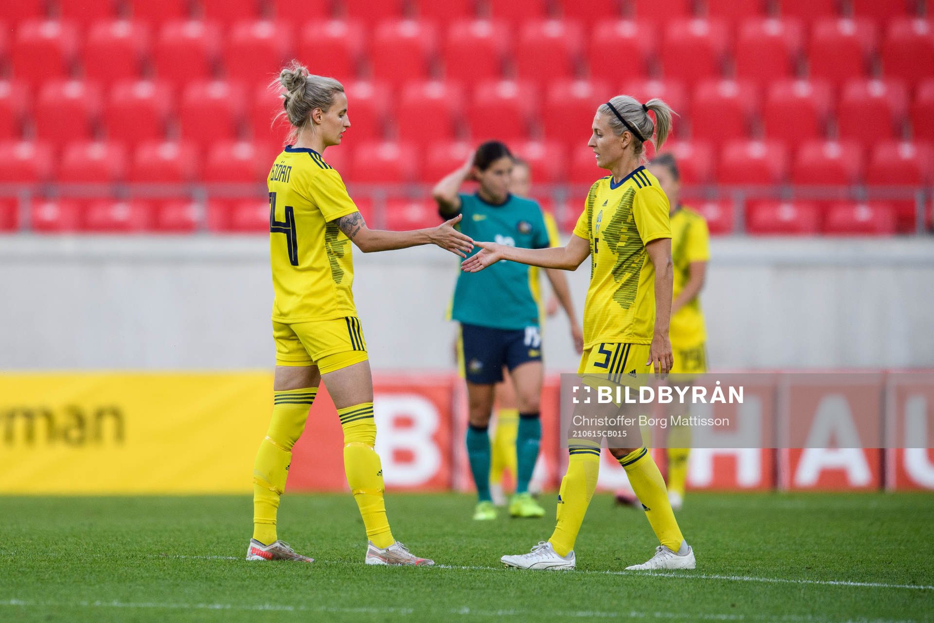 Nathalie Björn and Emma Kullberg of Sweden